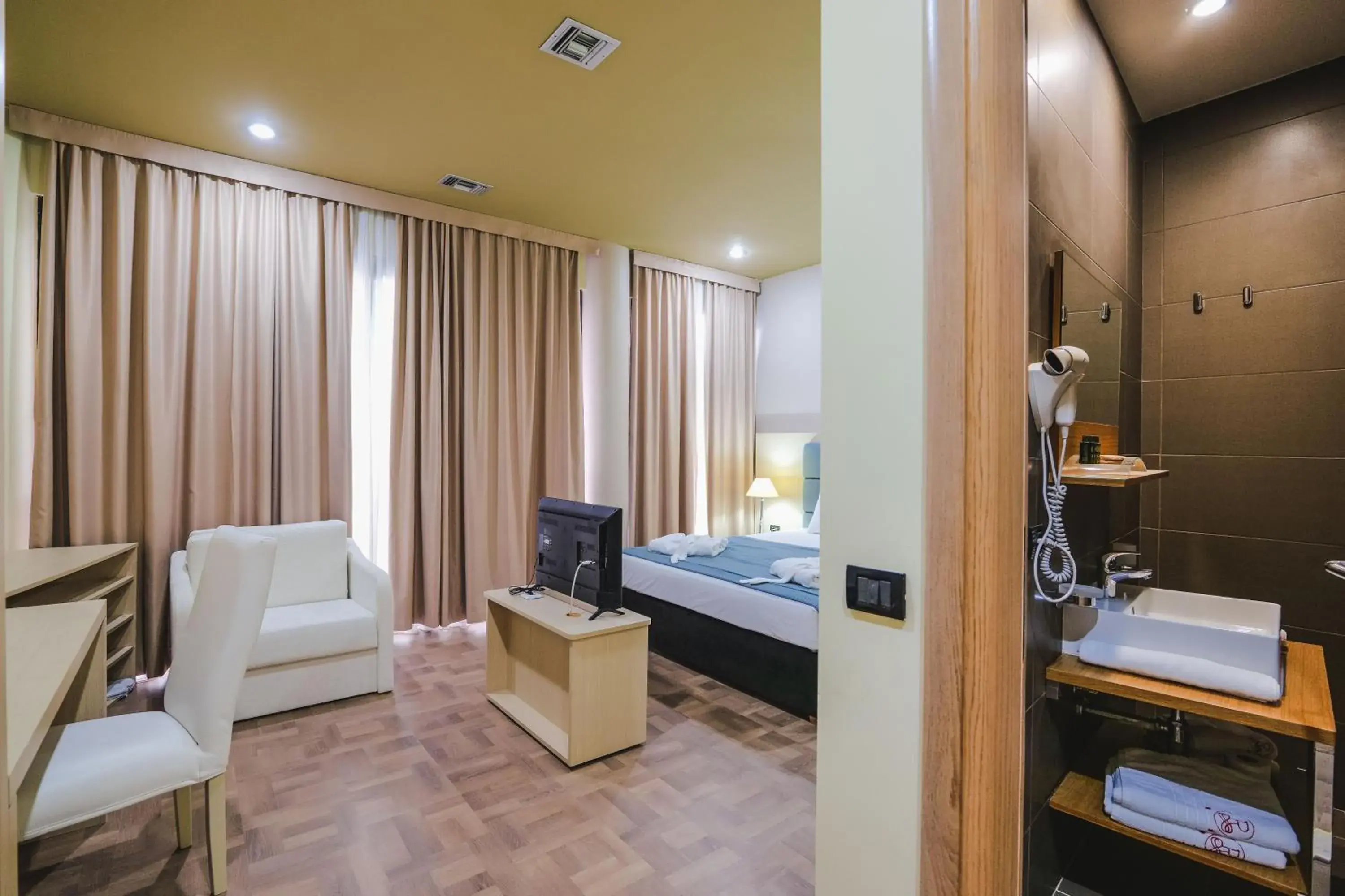 Presidential Suite with Sea View in Rapo's Resort Hotel Presidential Suite with Sea View in Rapo's Resort Hotel