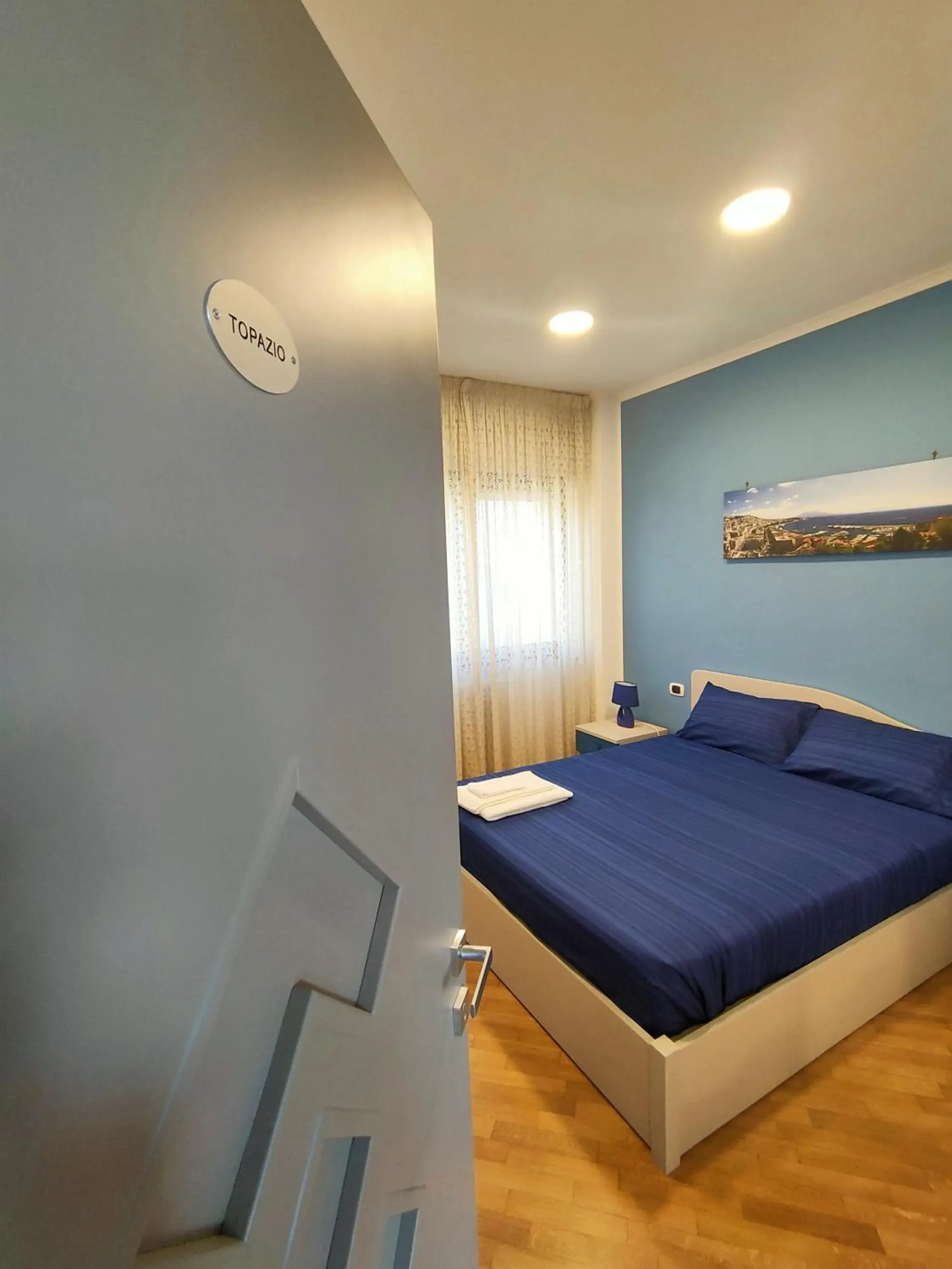 Economy Double Room in Rosso di sera Economy Double Room in Rosso di sera