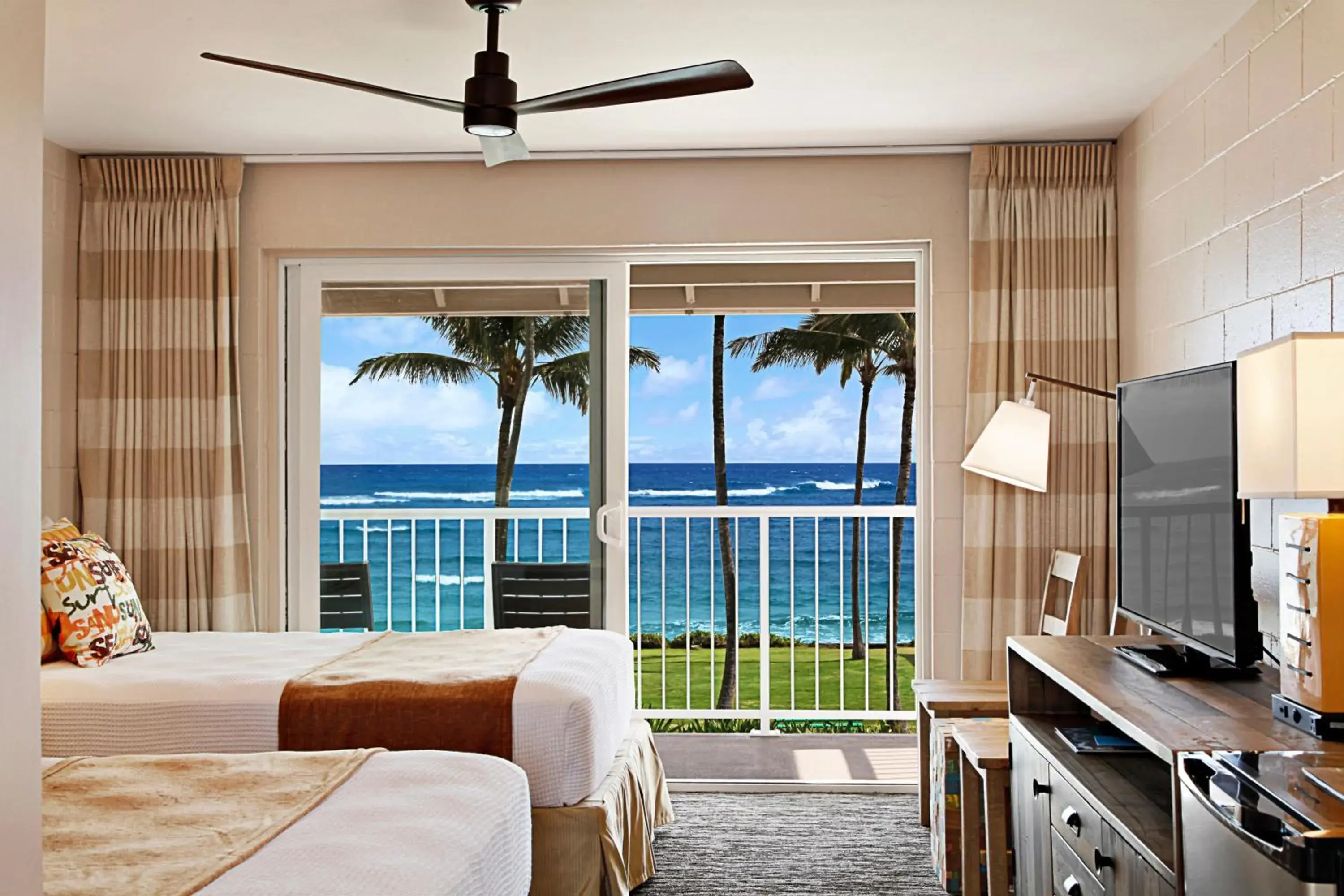 "Newly Renovated" Hotel Ocean View in The ISO by Castle "Newly Renovated" Hotel Ocean View in The ISO by Castle