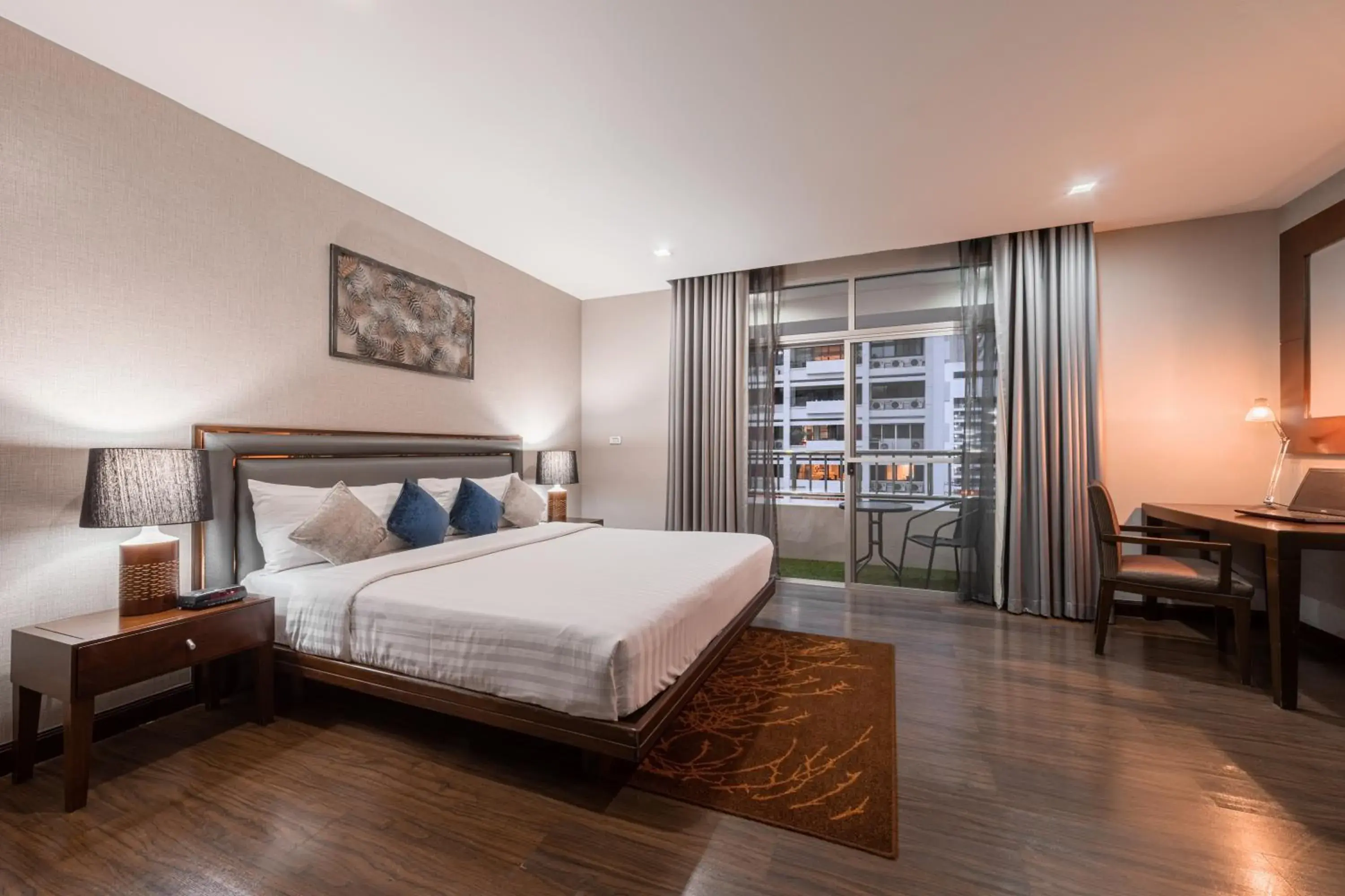 Deluxe Suite in Grand Asoke Suites Boutique Residence Deluxe Suite in Grand Asoke Suites Boutique Residence