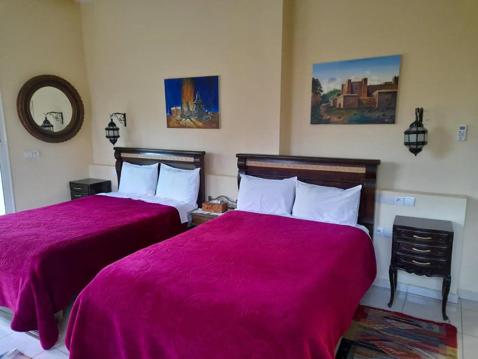 Family Room with Private Bathroom in Riad TANJIL Family Room with Private Bathroom in Riad TANJIL