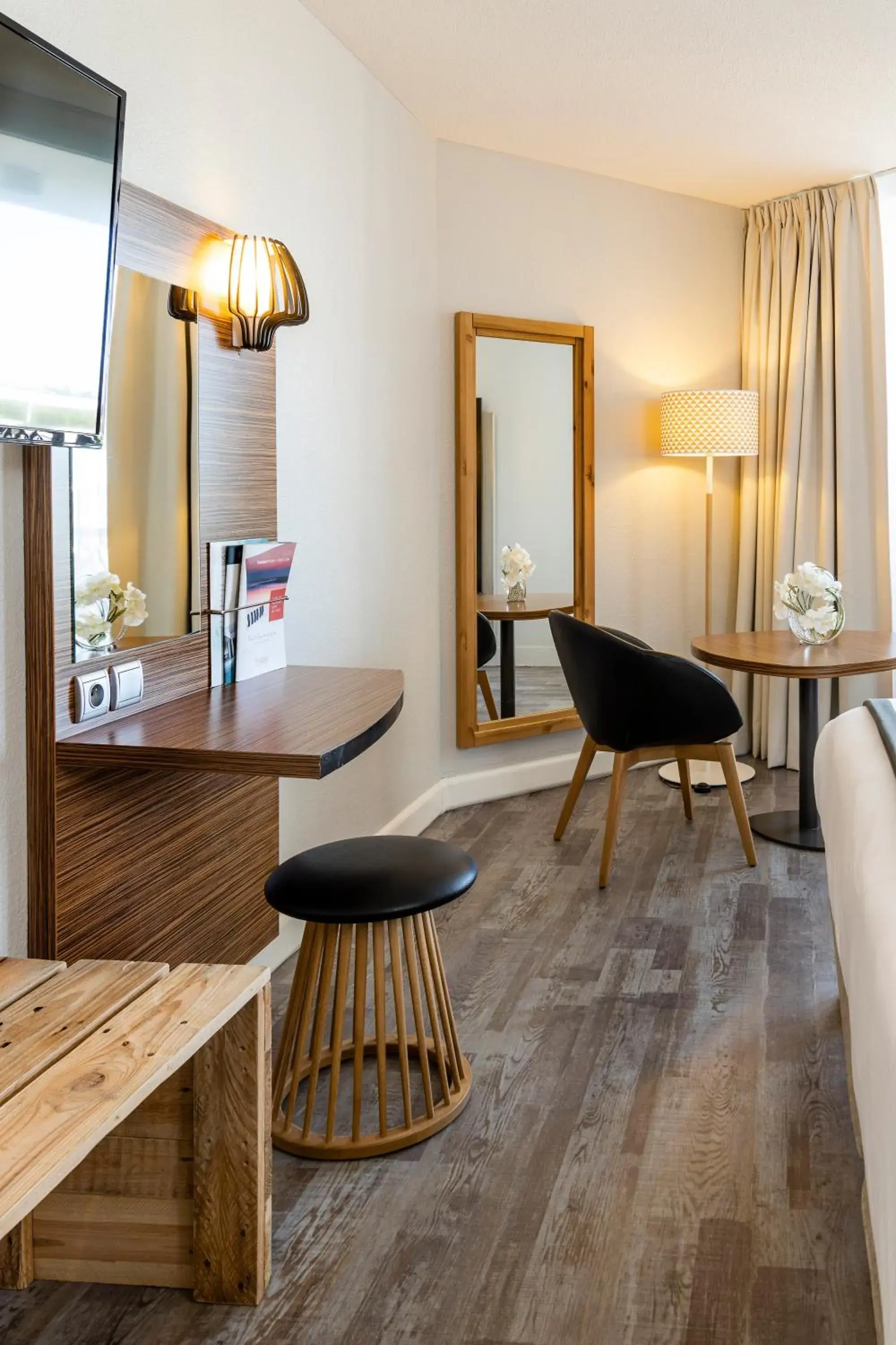 Double Room with Side Garden View in Thalazur Port-Camargue - Hotel & Spa Double Room with Side Garden View in Thalazur Port-Camargue - Hotel & Spa