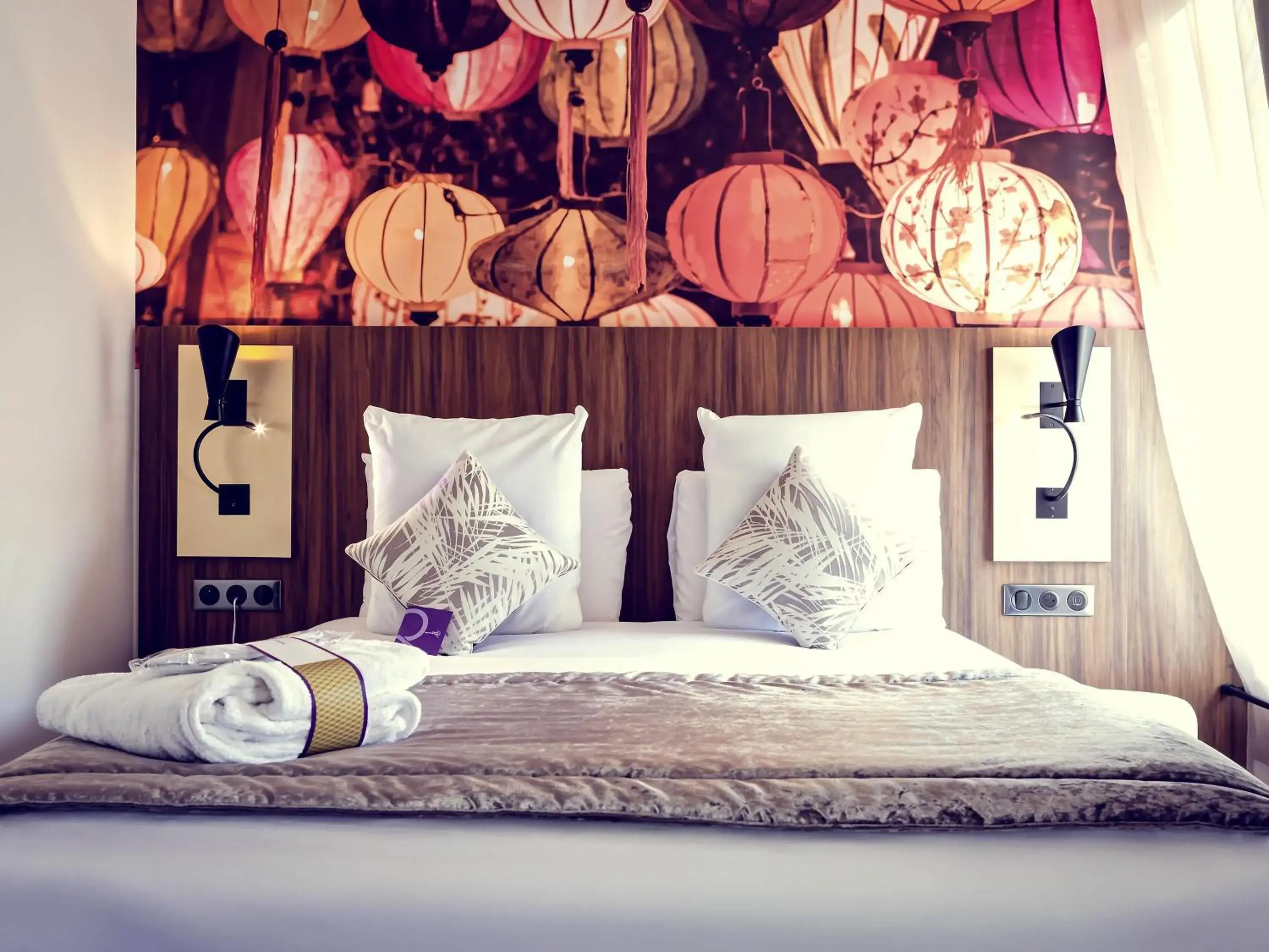 Privilege Double Room in Mercure Lyon Centre Plaza République Privilege Double Room in Mercure Lyon Centre Plaza République