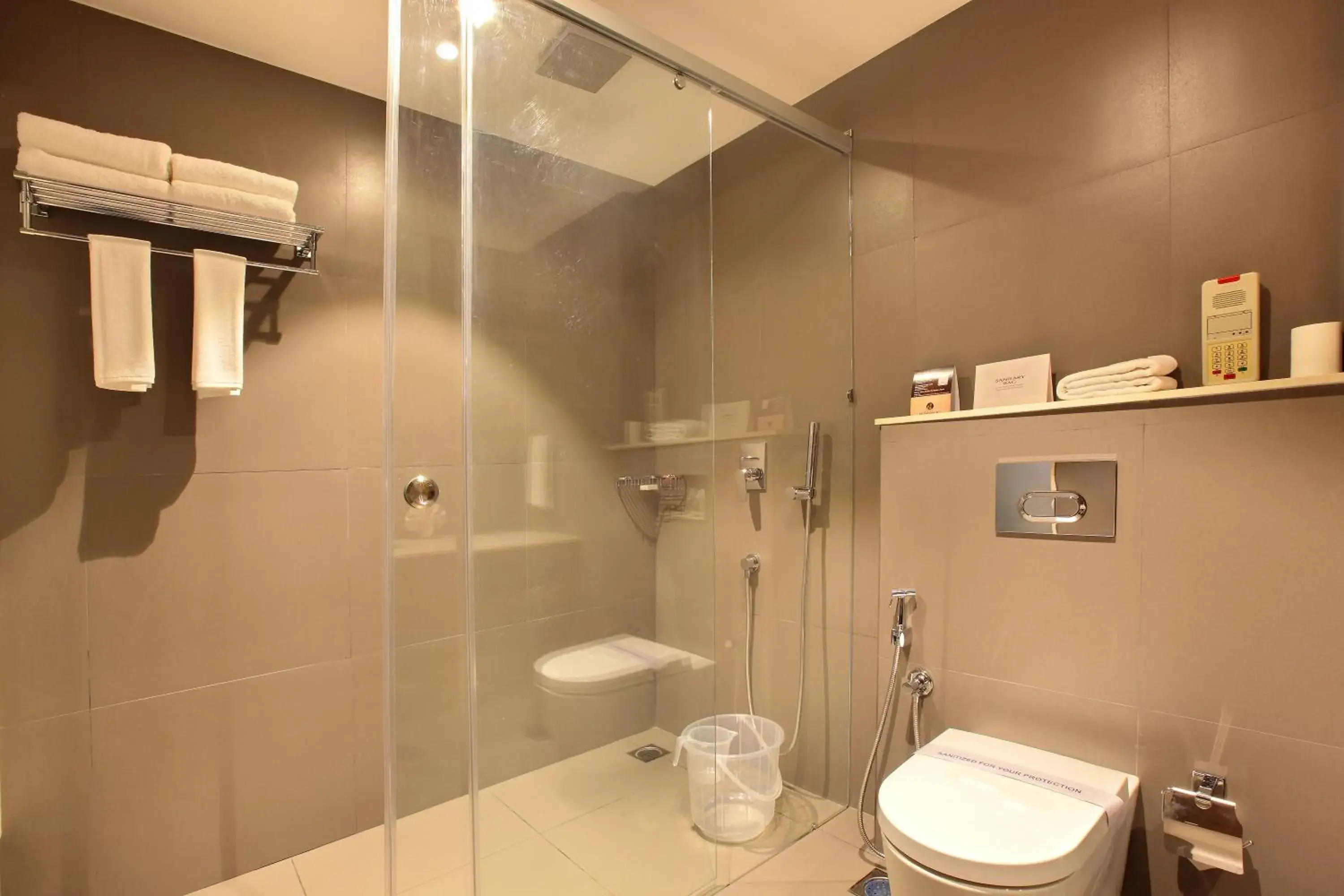 Deluxe Double or Twin Room - single occupancy in Hotel Ceasar Palace Deluxe Double or Twin Room - single occupancy in Hotel Ceasar Palace