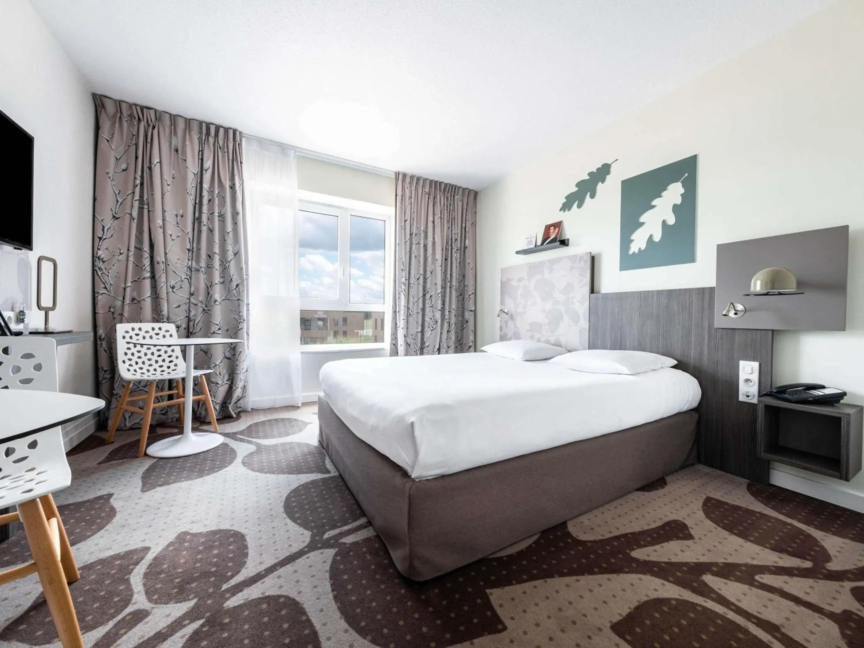 Standard Double Room in Mercure Compiègne Sud Standard Double Room in Mercure Compiègne Sud