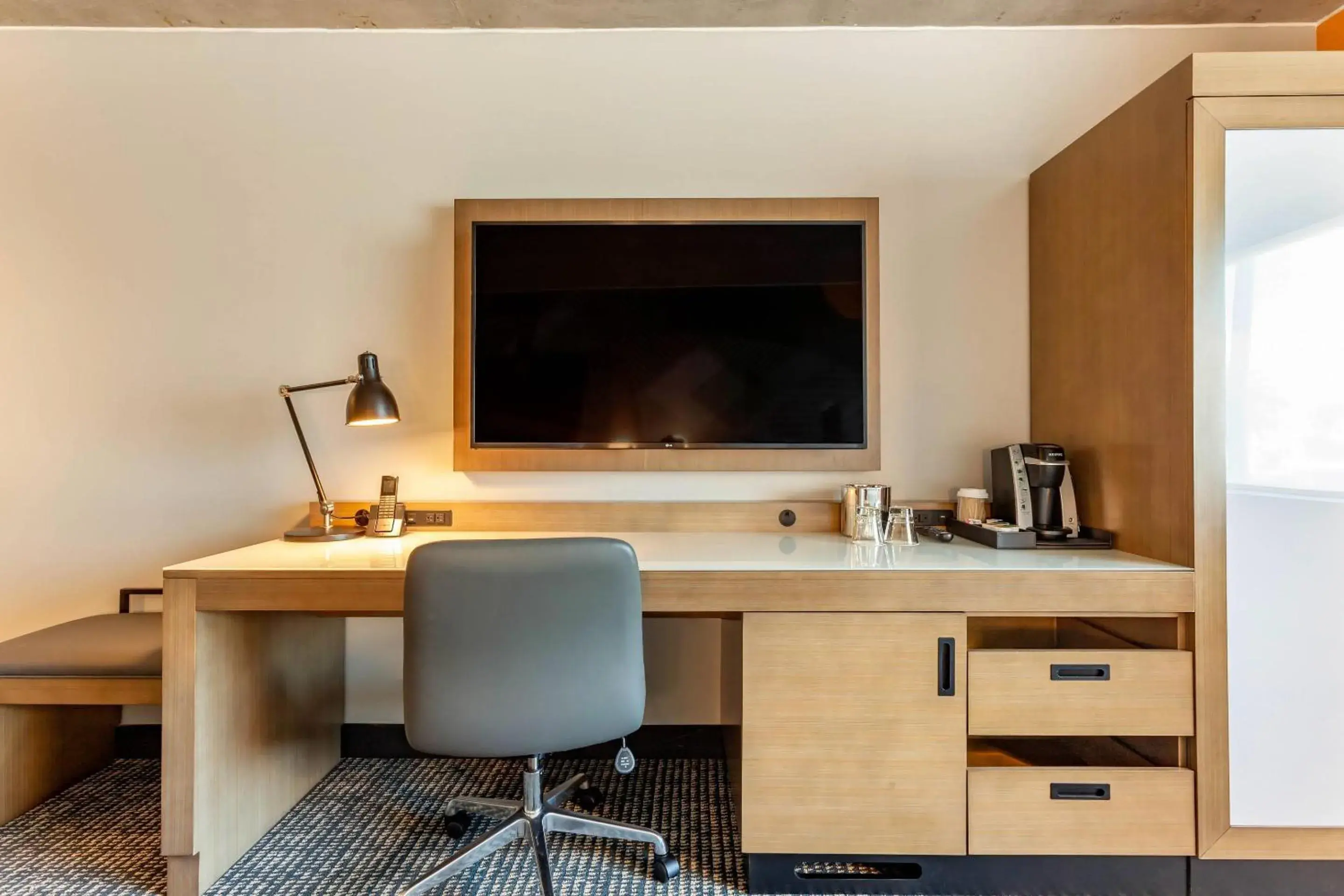 Queen Room with Two Queen Beds - Accessible/Non-Smoking in Cambria Downtown Phoenix Convention & Airport Hotel Queen Room with Two Queen Beds - Accessible/Non-Smoking in Cambria Downtown Phoenix Convention & Airport Hotel