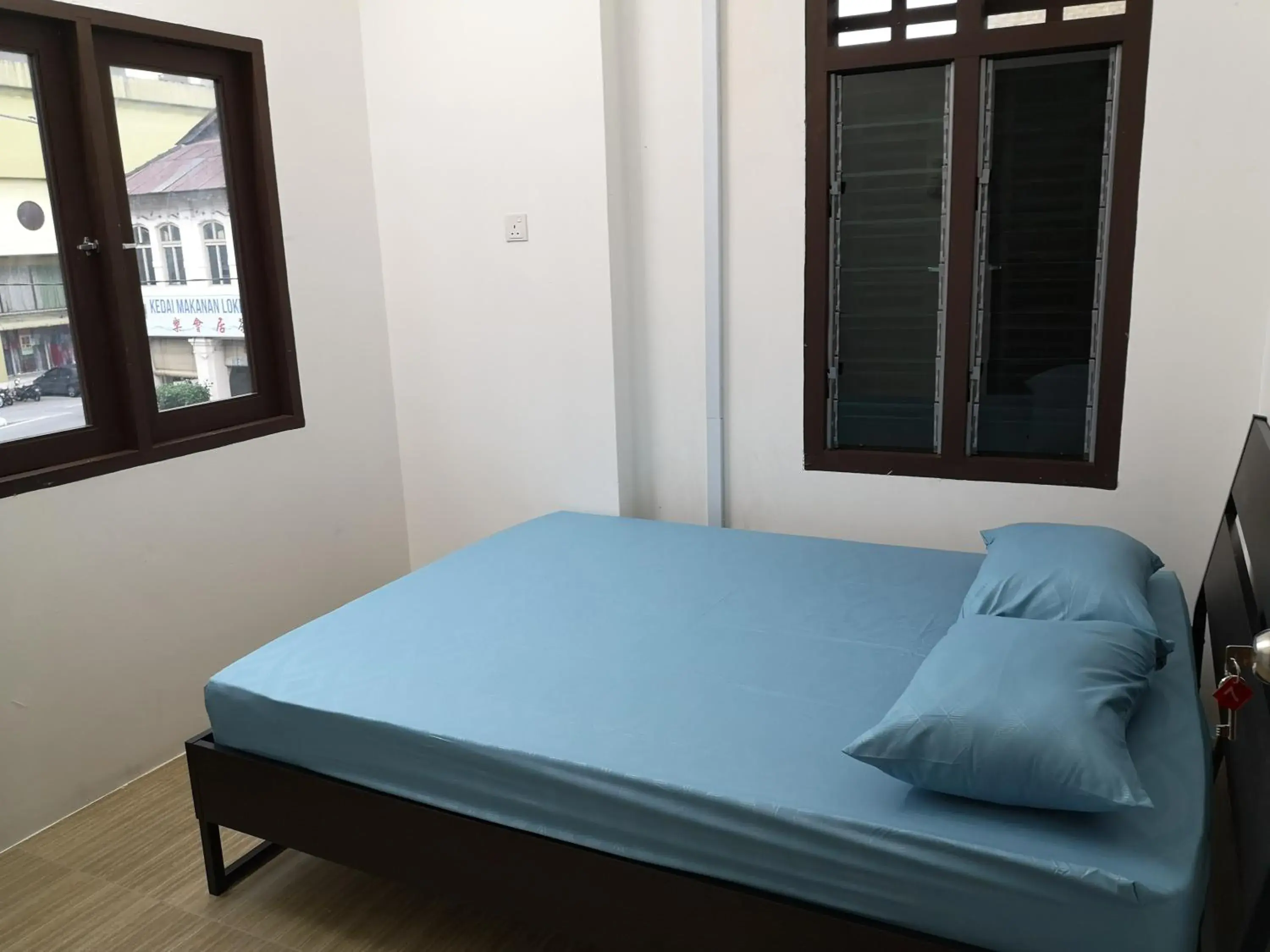 Double Room with Shared Bathroom in Homey Hostel, Ipoh Town Double Room with Shared Bathroom in Homey Hostel, Ipoh Town