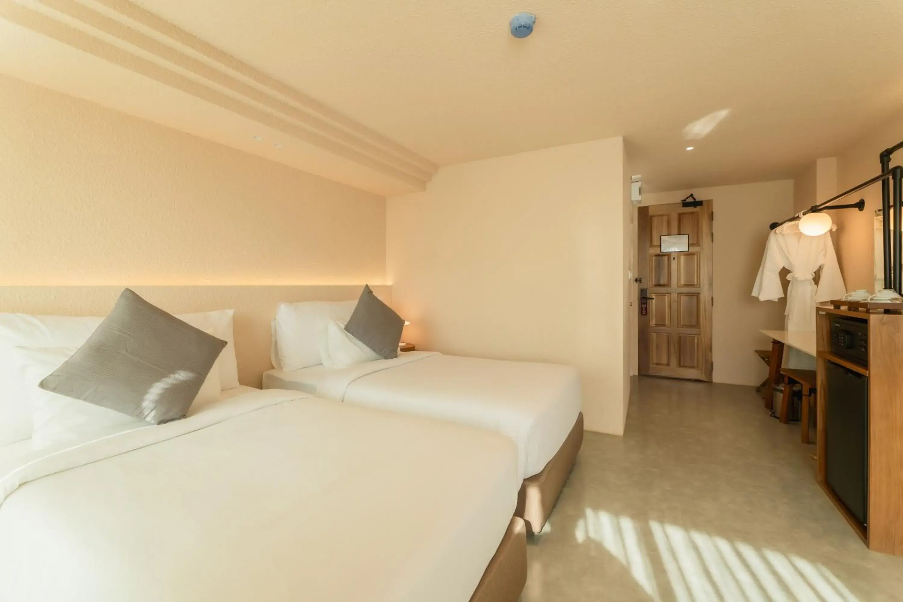 Deluxe Double or Twin Room with Balcony in Mai Hotel Deluxe Double or Twin Room with Balcony in Mai Hotel