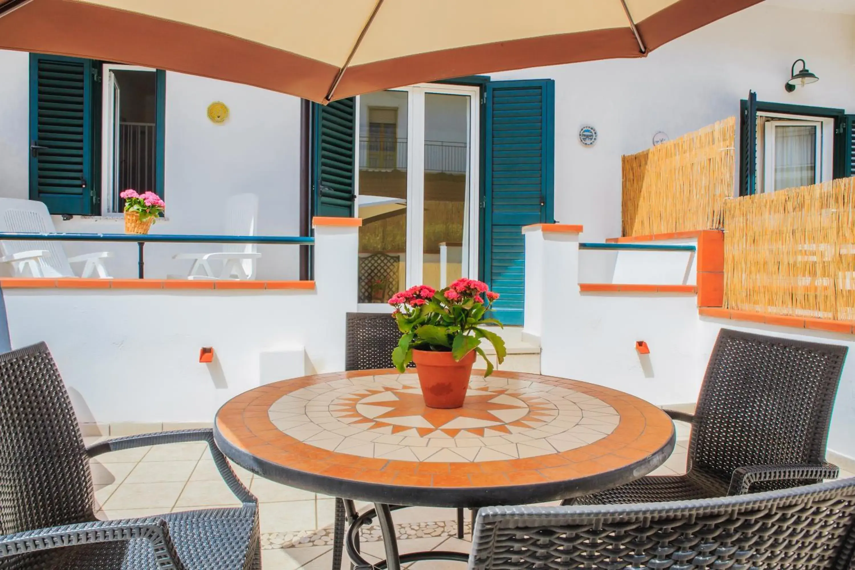 Superior Triple Room in Villa Maredona Superior Triple Room in Villa Maredona