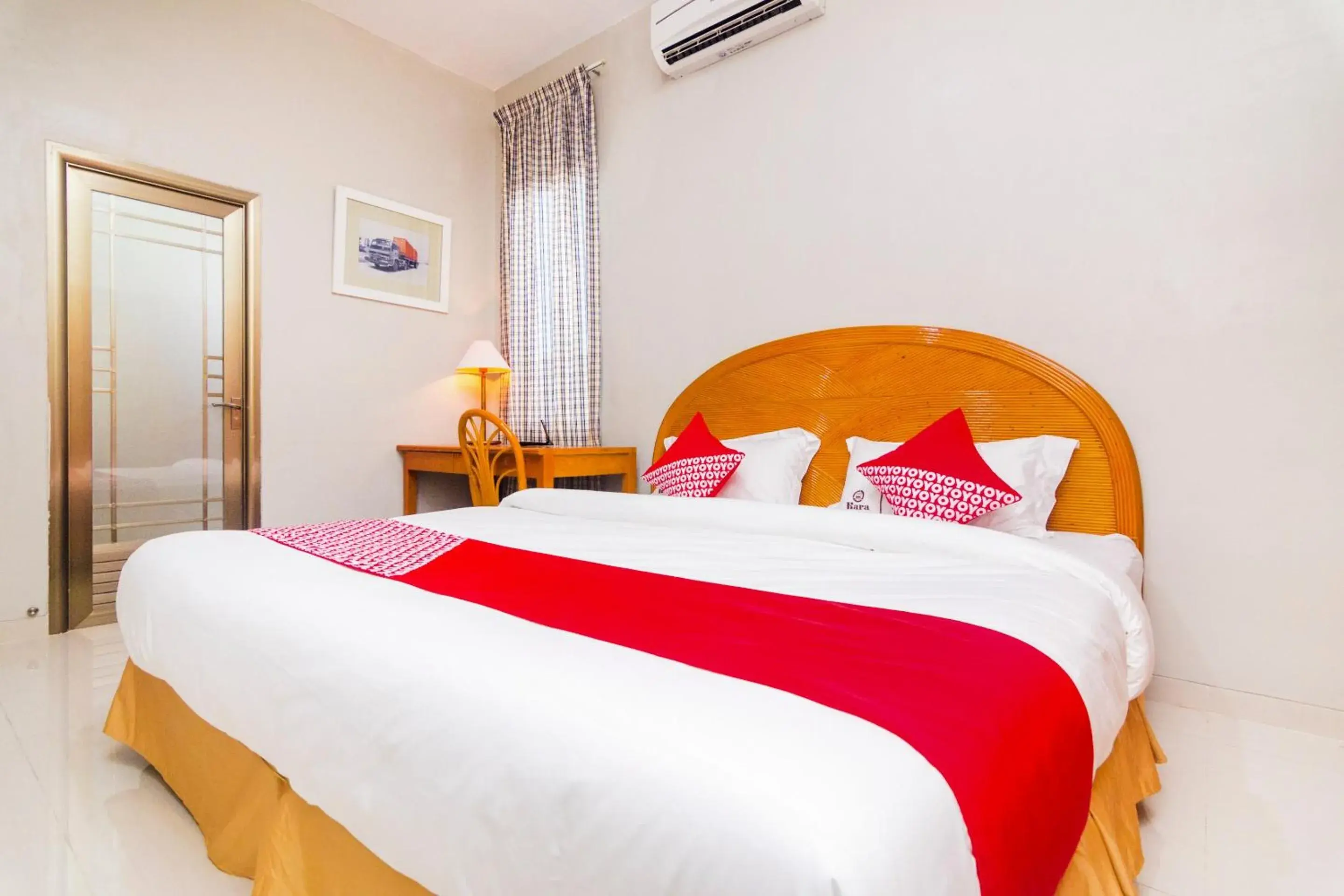 Standard Double Room in Capital O 1867 Kara Guest House Standard Double Room in Capital O 1867 Kara Guest House