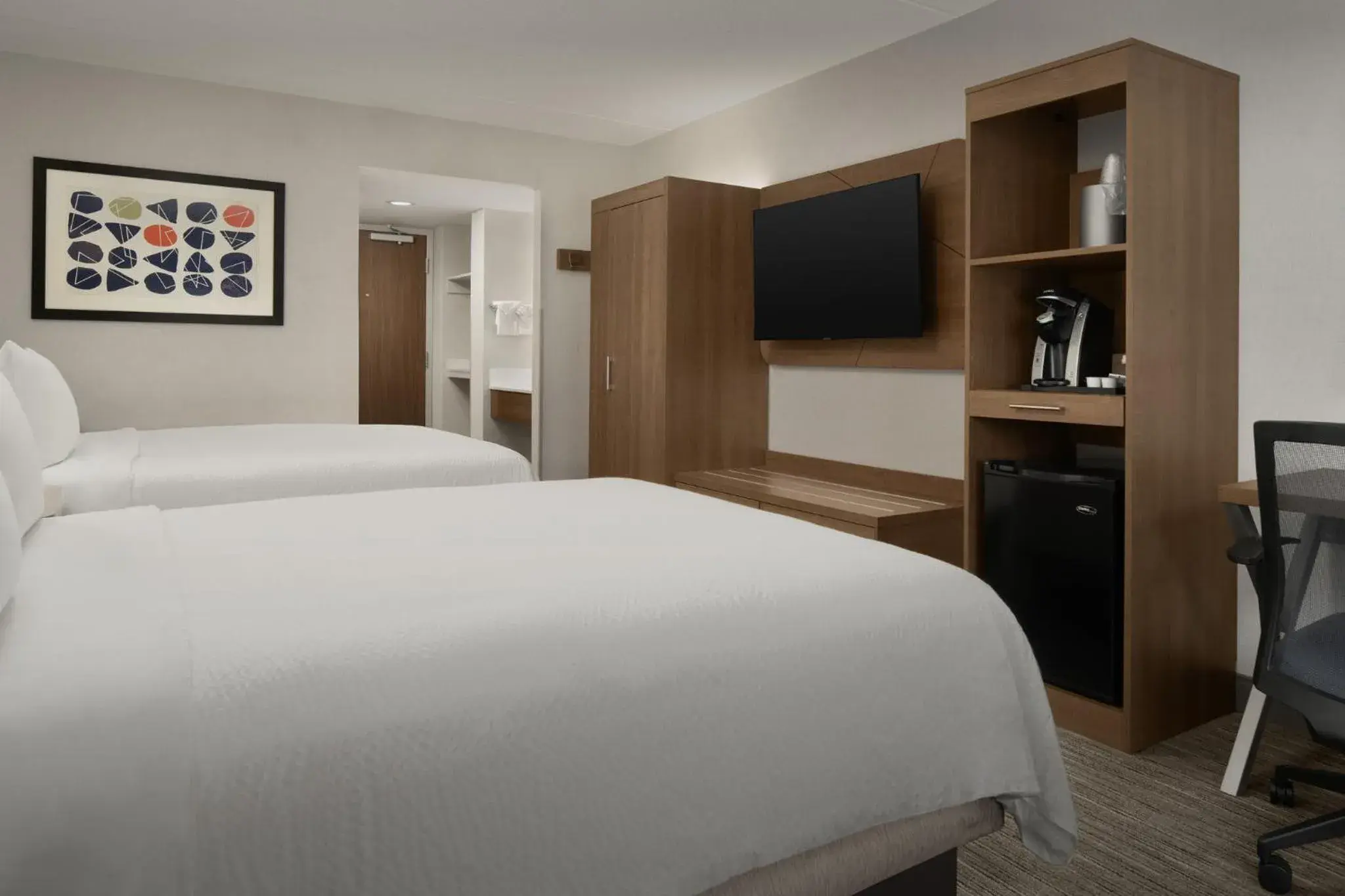 Standard Room with Two Queen Beds in Holiday Inn Express Boston - Saugus by IHG Standard Room with Two Queen Beds in Holiday Inn Express Boston - Saugus by IHG