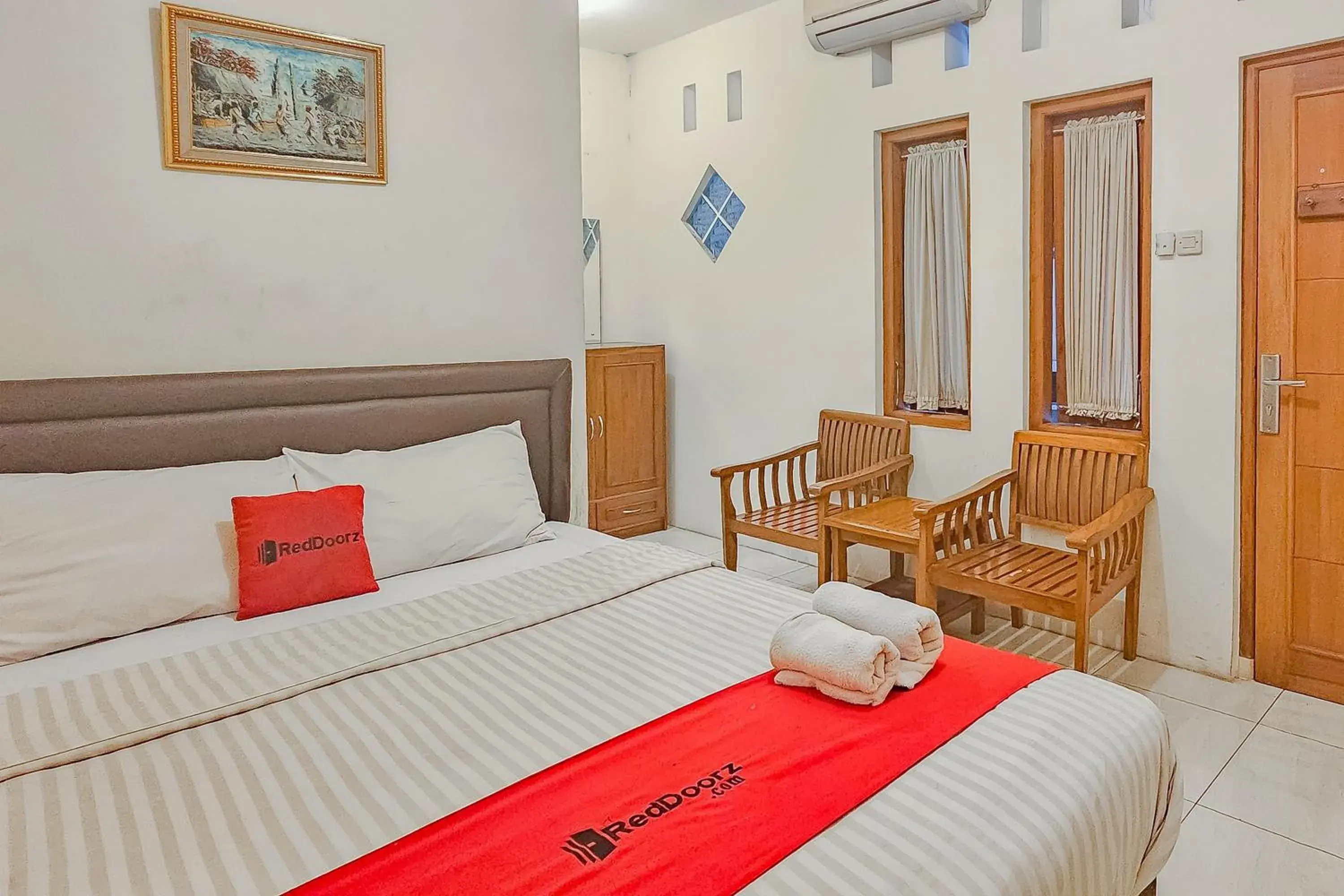 Standard Double Room in OYO 1982 Golf Papa Costel Standard Double Room in OYO 1982 Golf Papa Costel