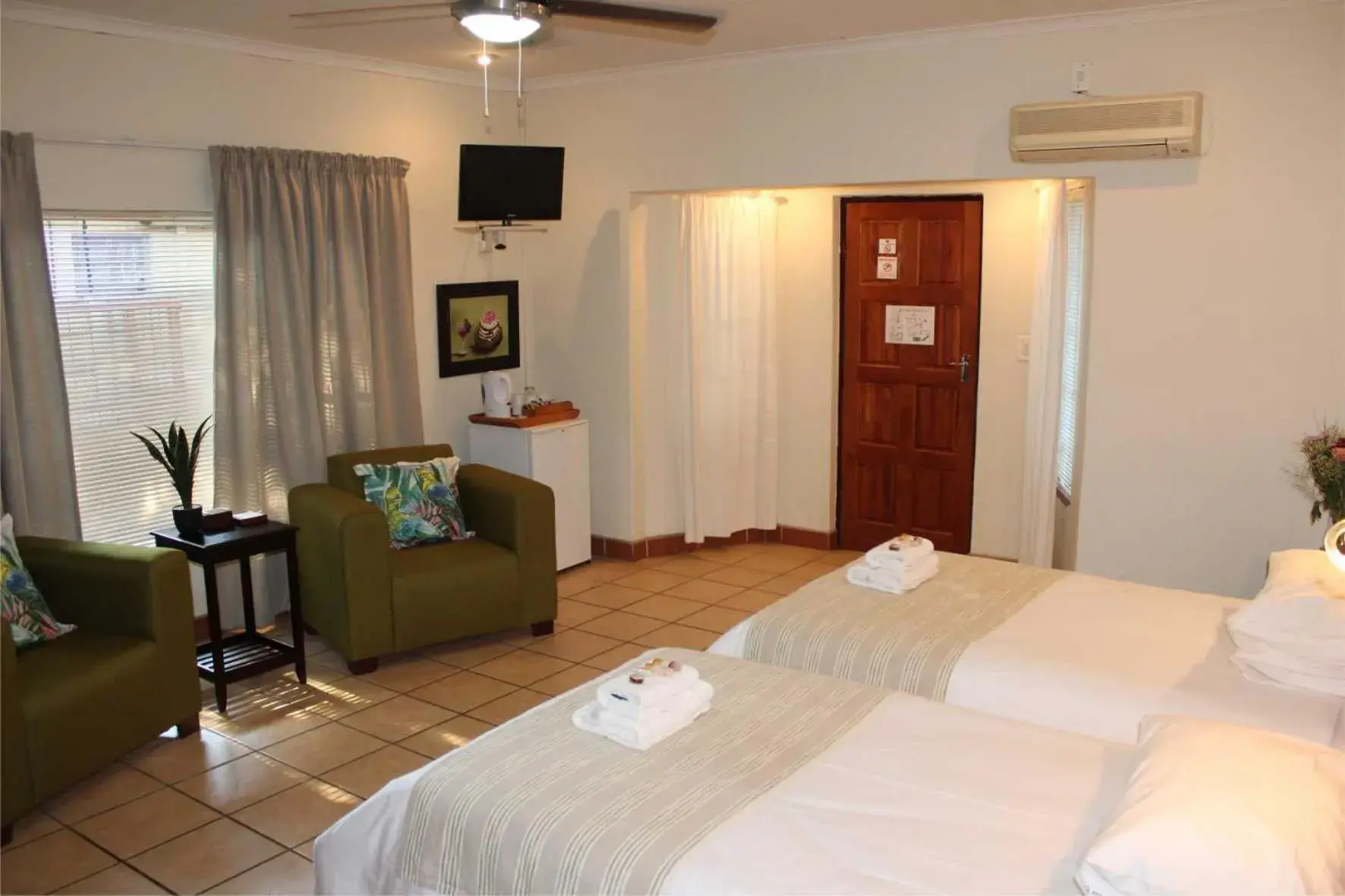 Family Suite in Ngwenya Boutique Hotel Family Suite in Ngwenya Boutique Hotel