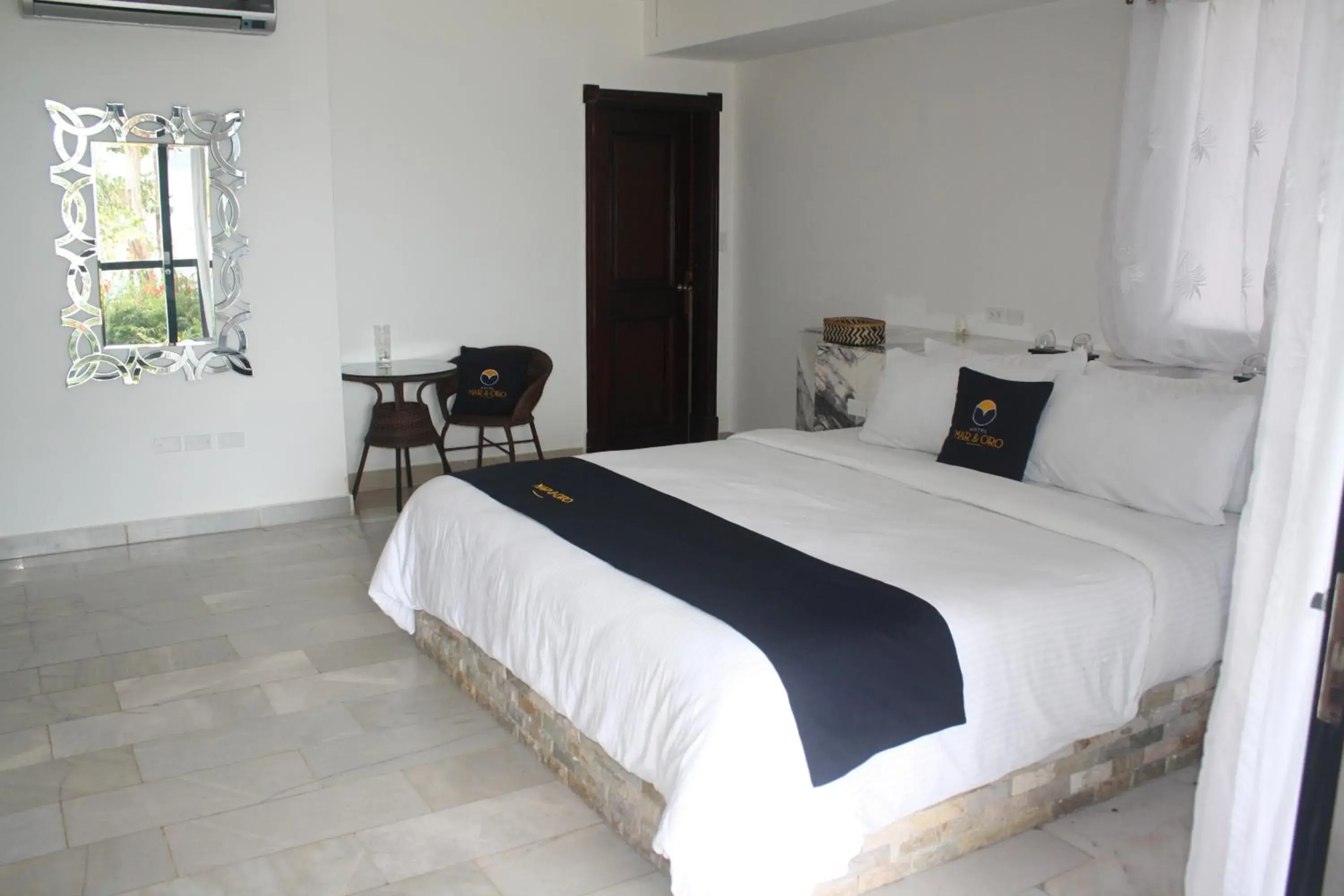 Deluxe Double Room with Sea View in Mar Y Oro Deluxe Double Room with Sea View in Mar Y Oro