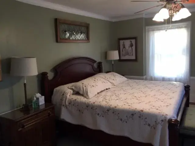 Deluxe King Room in Willard Richards Inn Deluxe King Room in Willard Richards Inn