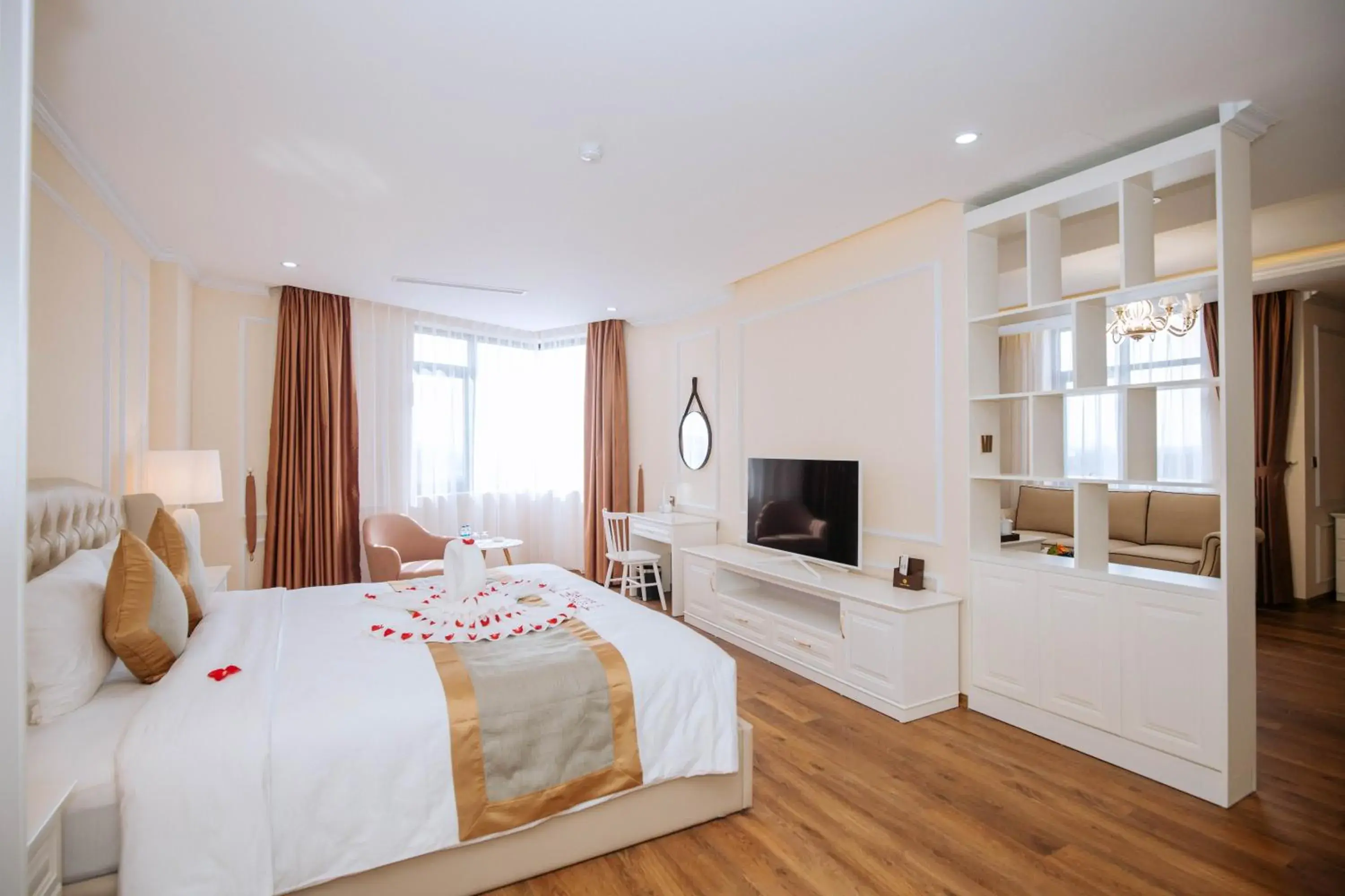 Executive Suite in Thông Đỏ Hotel Executive Suite in Thông Đỏ Hotel