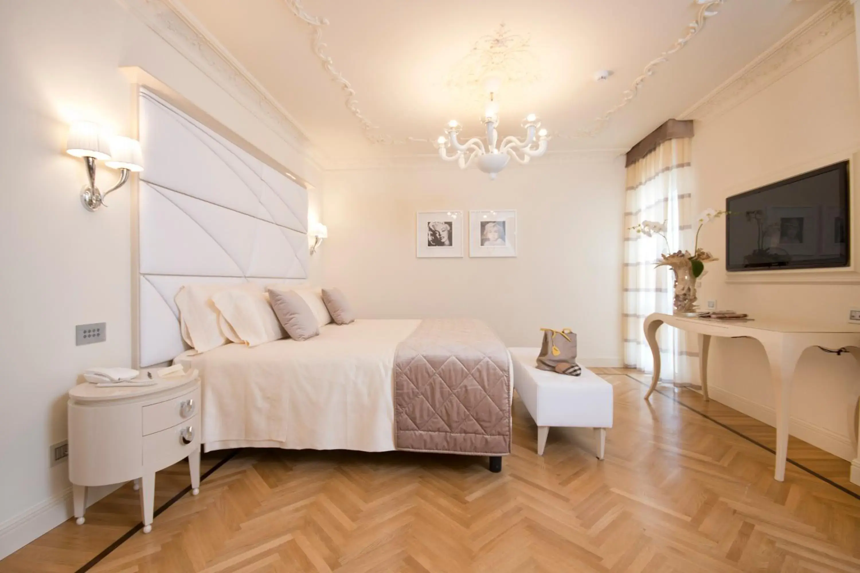 Deluxe Double Room - single occupancy in Grand Hotel Da Vinci Deluxe Double Room - single occupancy in Grand Hotel Da Vinci