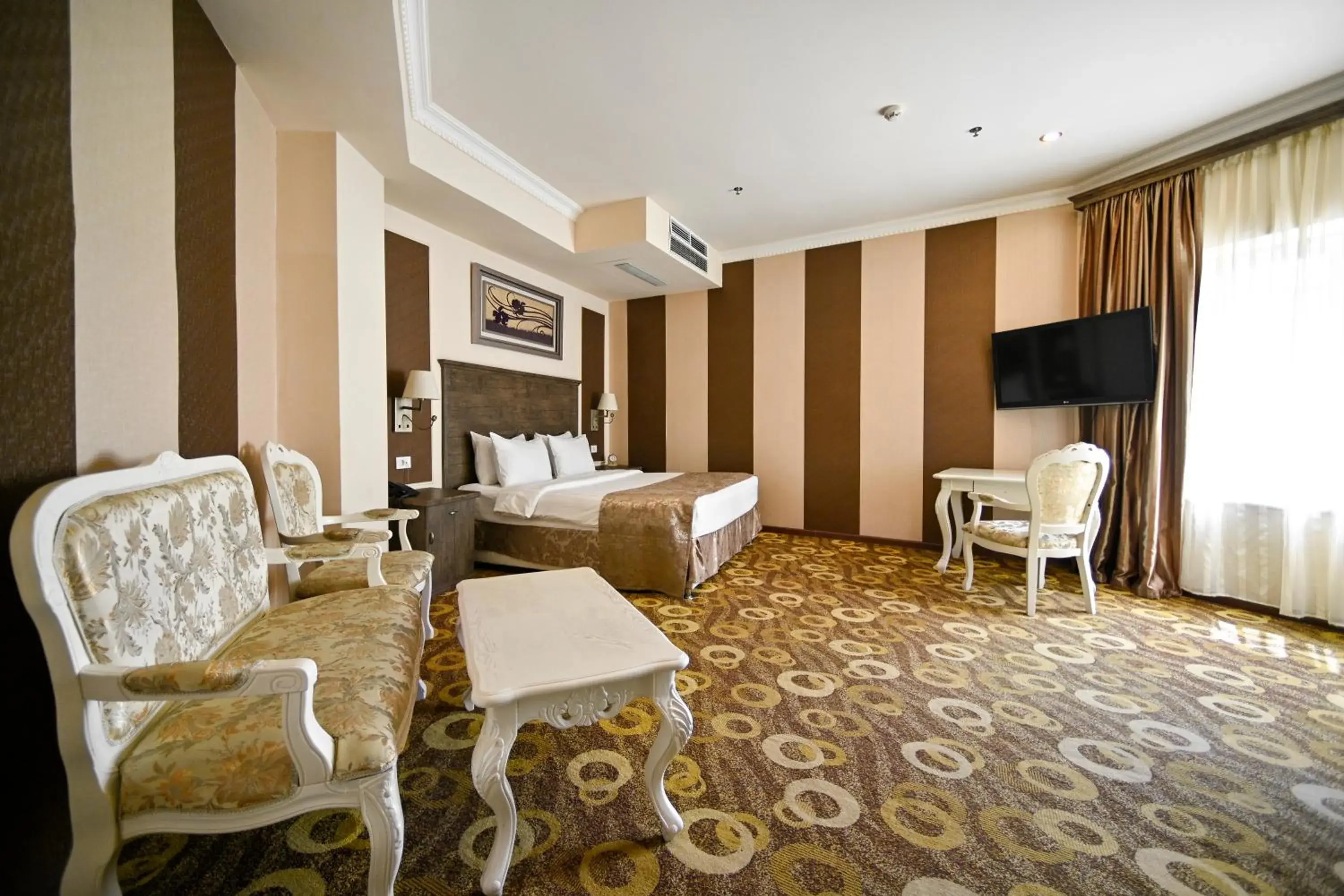 Junior Suite in Imperial Palace Hotel Yerevan Junior Suite in Imperial Palace Hotel Yerevan