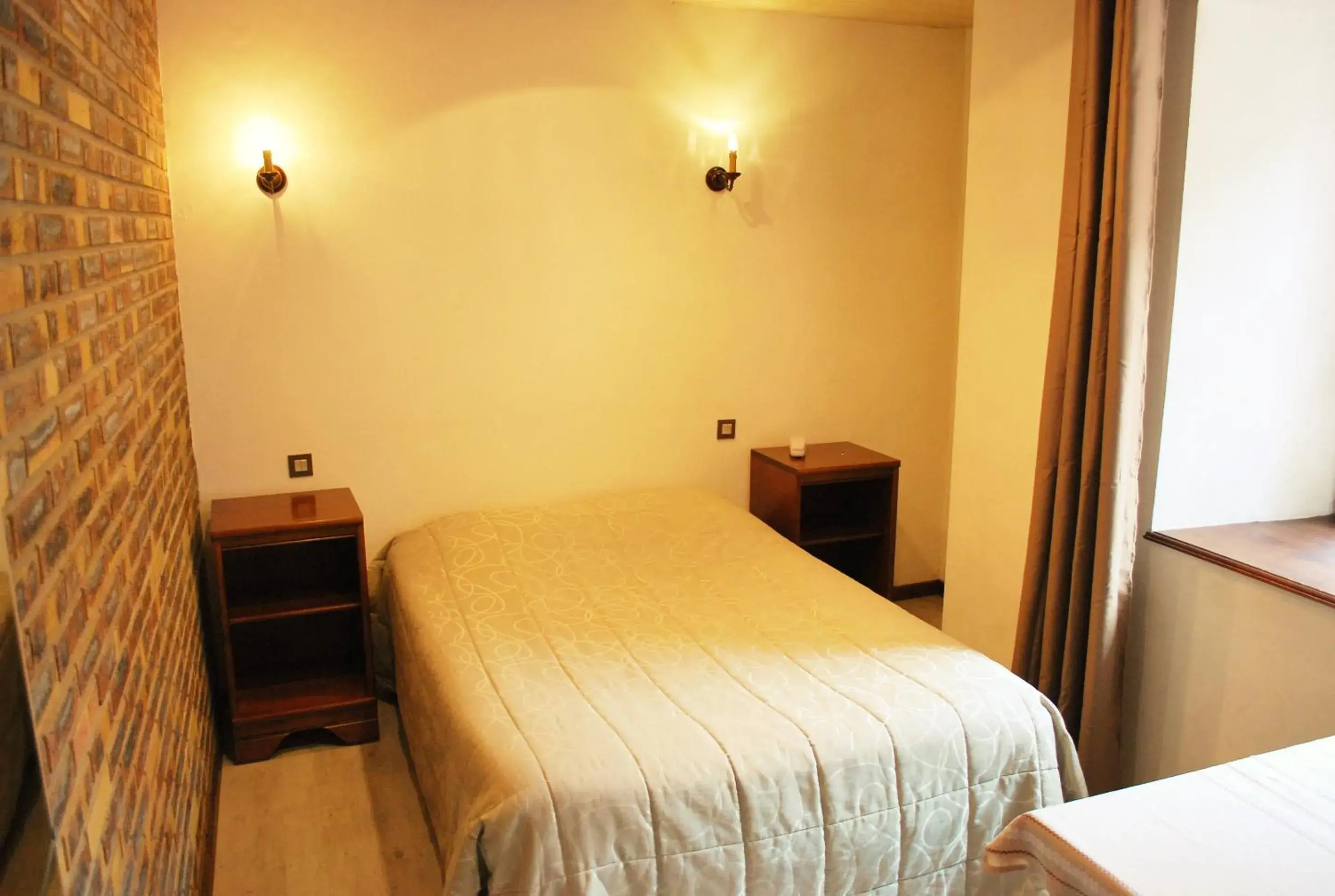 Double Room in Logis Hôtel Restaurant Kleiber Double Room in Logis Hôtel Restaurant Kleiber