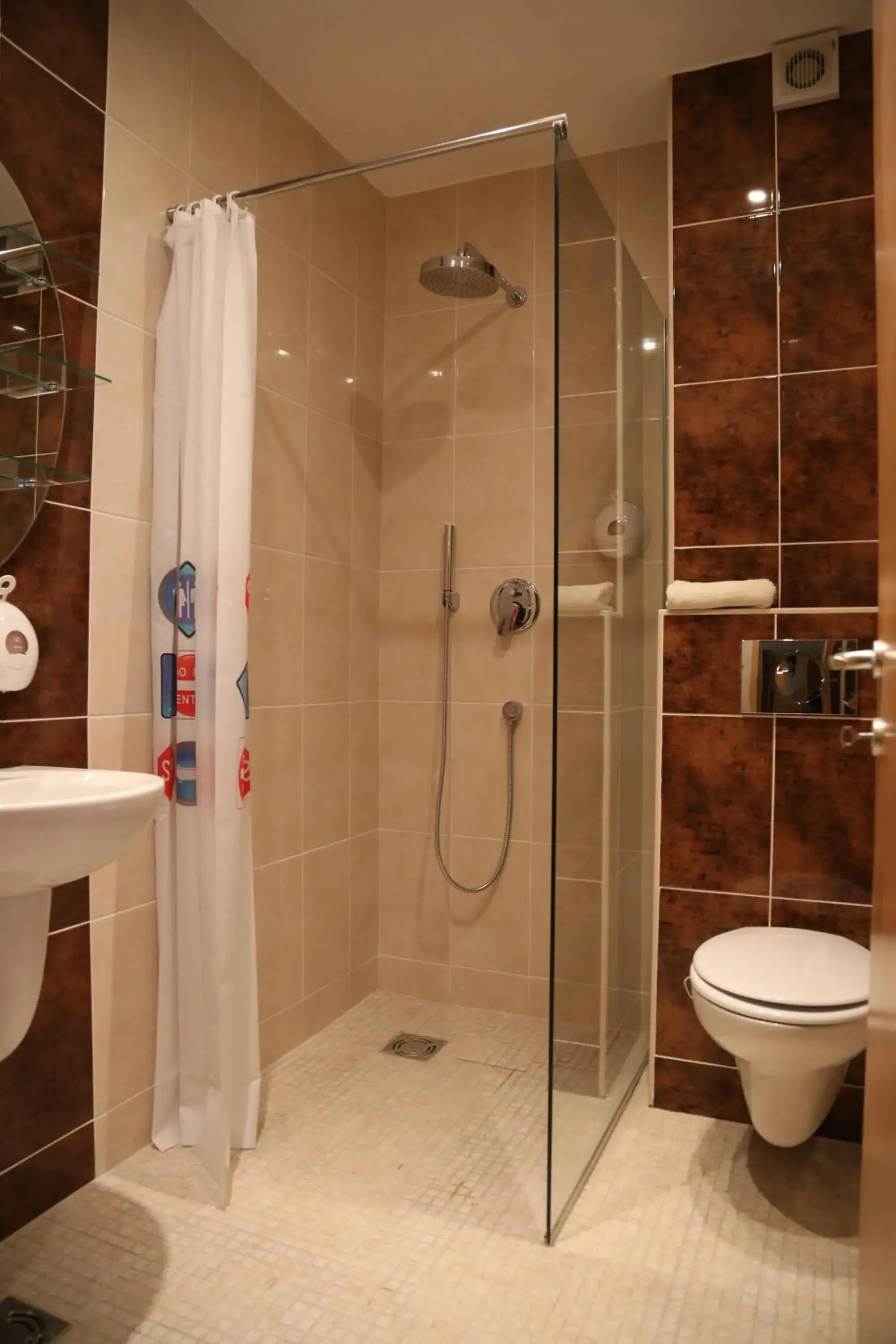 Family Room in Hotel Novella Uno Family Room in Hotel Novella Uno