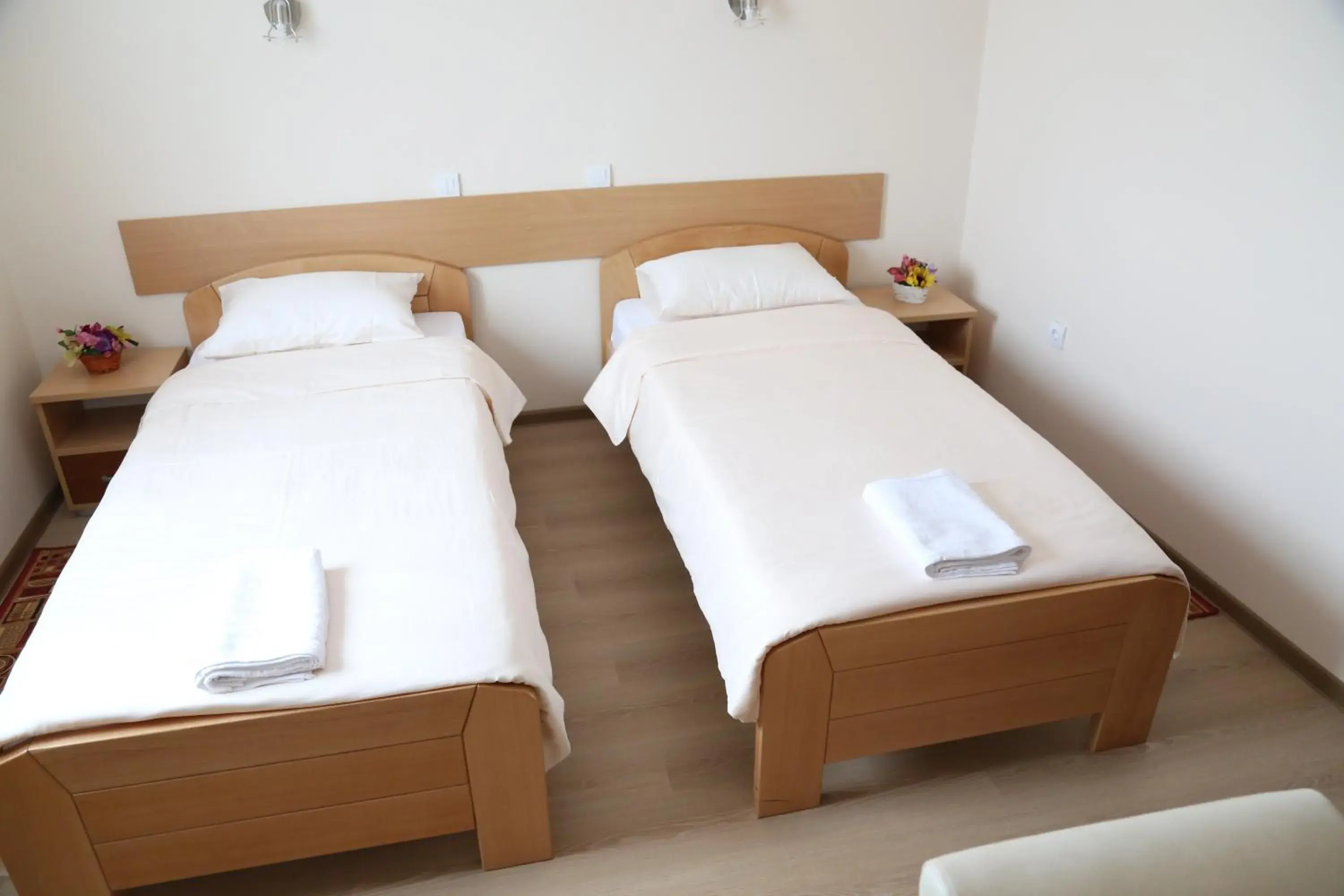 Twin Room - single occupancy in Hotel Novella Uno Twin Room - single occupancy in Hotel Novella Uno