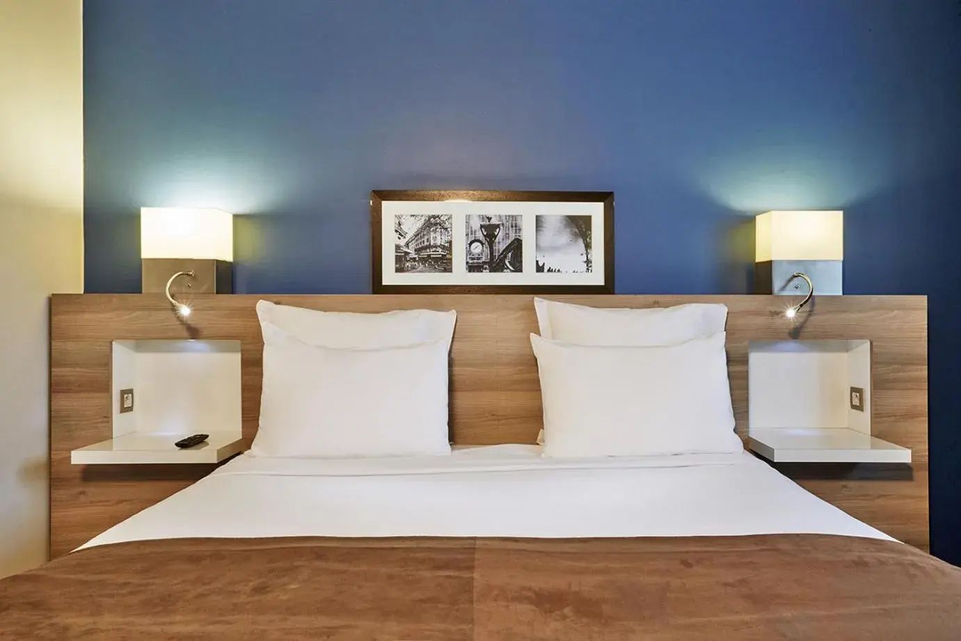 Superior Room in Campanile Le Bourget – Airport Superior Room in Campanile Le Bourget – Airport