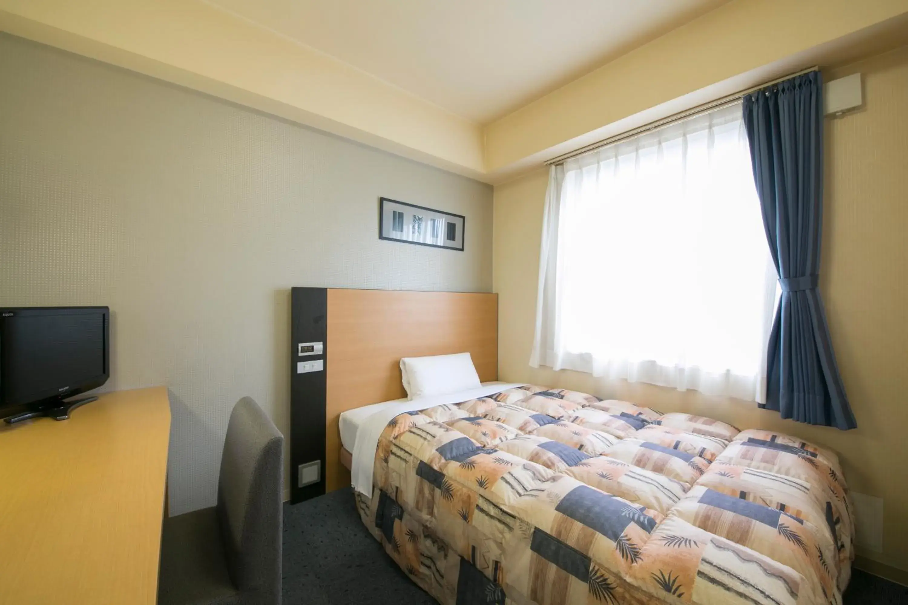 Deluxe Single Room - Smoking in Hotel Econo Taki Deluxe Single Room - Smoking in Hotel Econo Taki