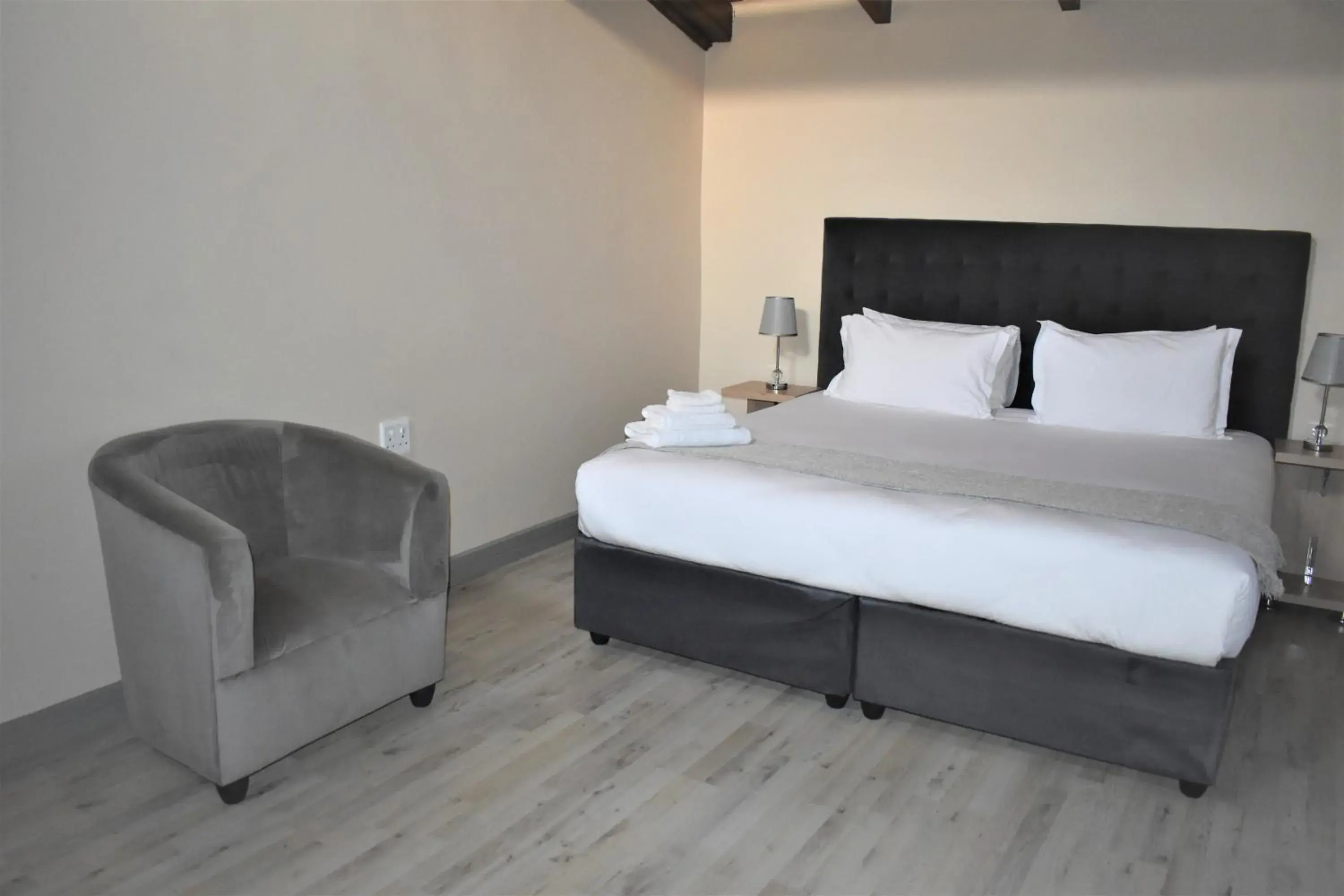 Suite in Prime Hotel Suite in Prime Hotel