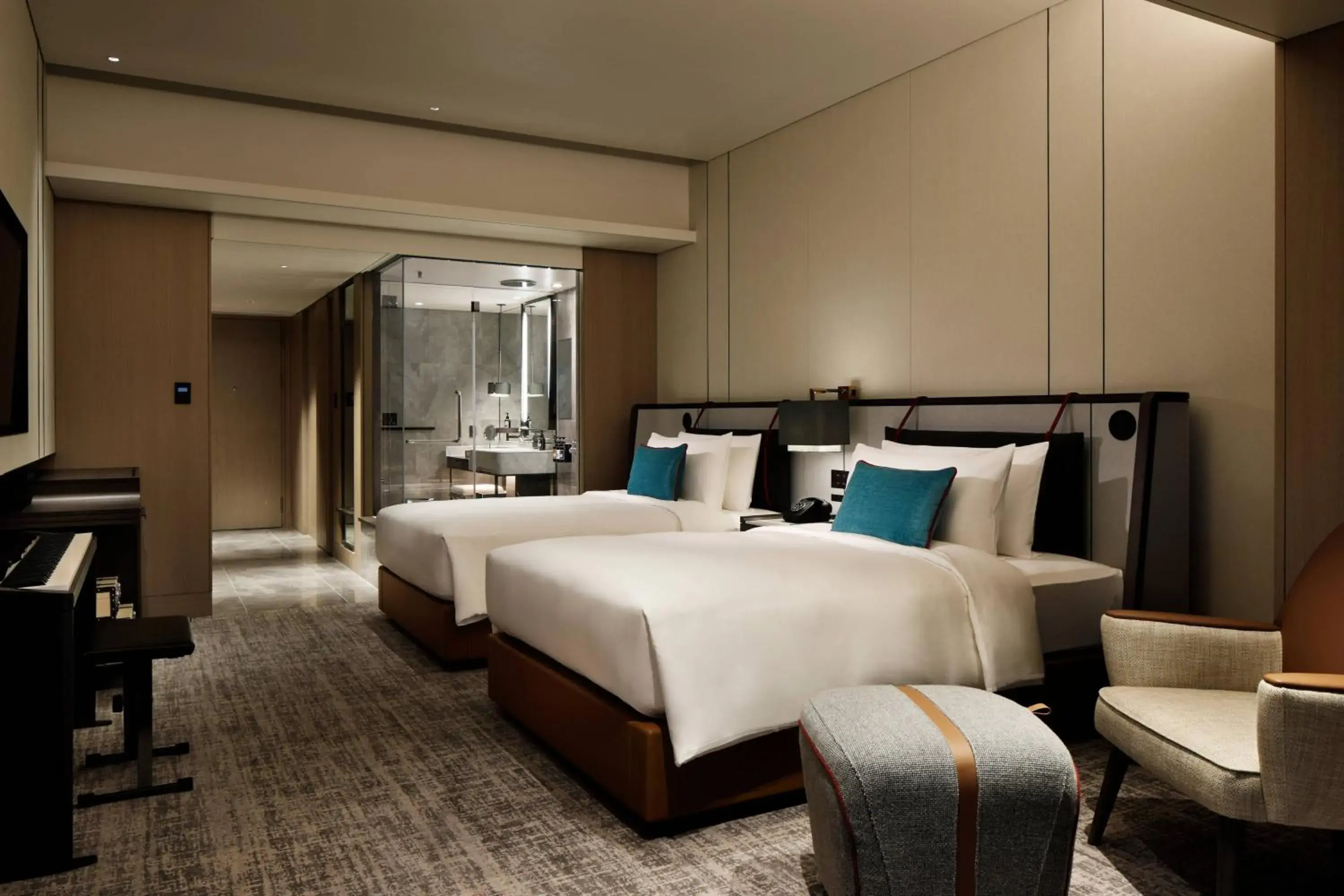 chapter 1 Twin in mesm Tokyo, Autograph Collection chapter 1 Twin in mesm Tokyo, Autograph Collection