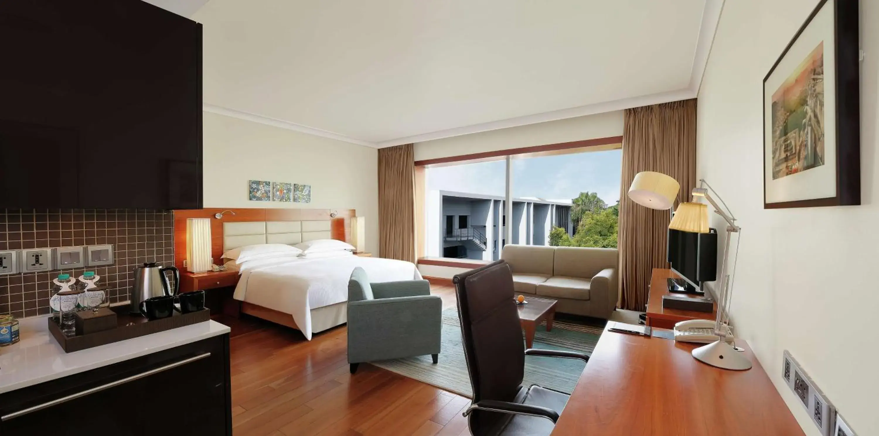 Premium Room with Club Lounge Access in Hilton Bangalore Embassy GolfLinks Premium Room with Club Lounge Access in Hilton Bangalore Embassy GolfLinks