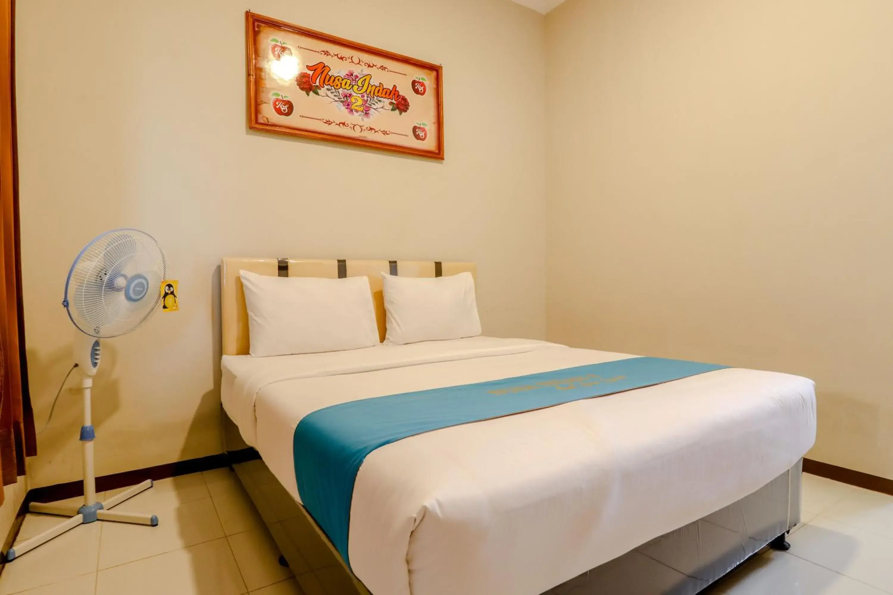 Deluxe Double Room in Guesthouse Nusa Indah Syariah 2 Deluxe Double Room in Guesthouse Nusa Indah Syariah 2