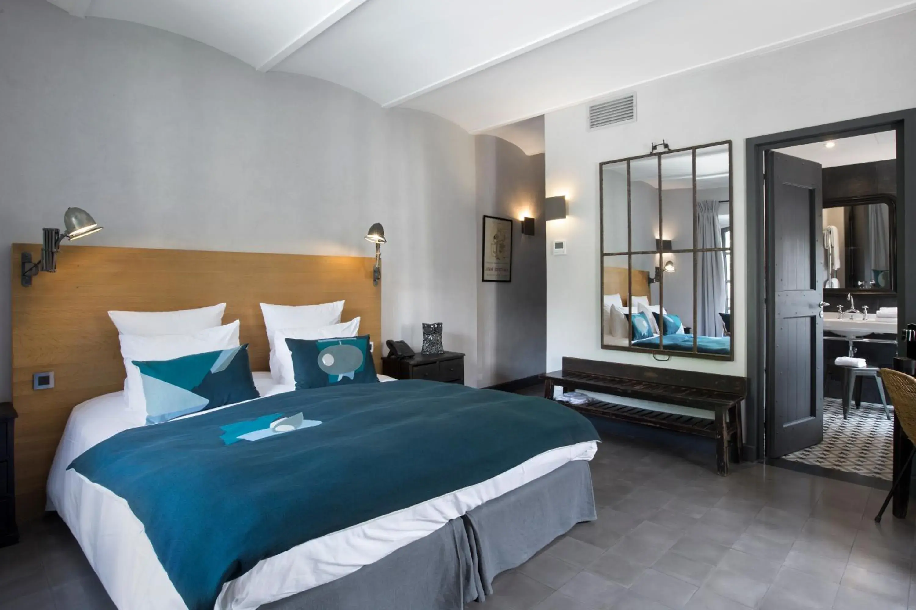 Prestige Room in Auberge de Banne Prestige Room in Auberge de Banne