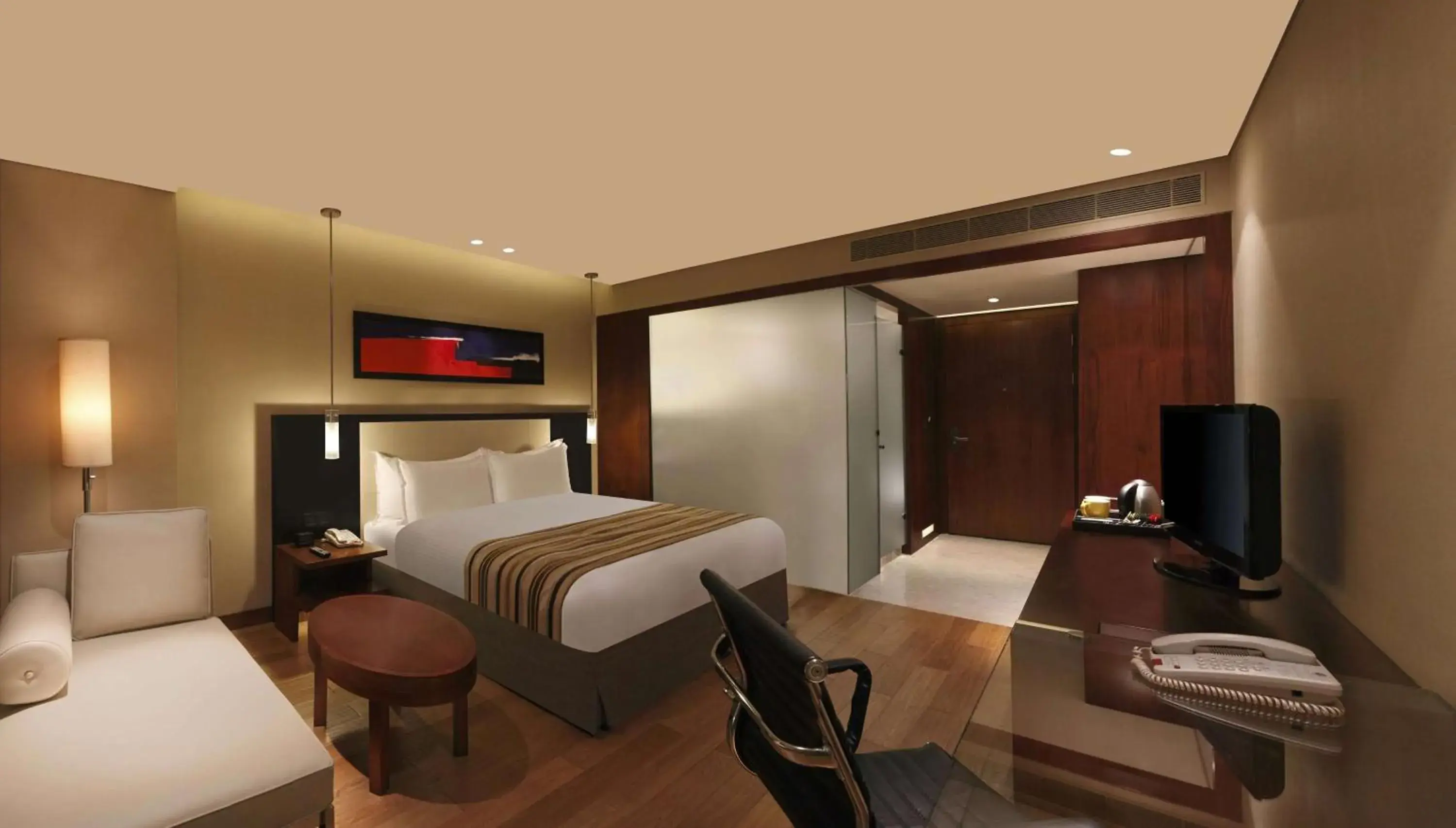 Executive King Room - Lounge Access in DoubleTree by Hilton-Pune Chinchwad Executive King Room - Lounge Access in DoubleTree by Hilton-Pune Chinchwad