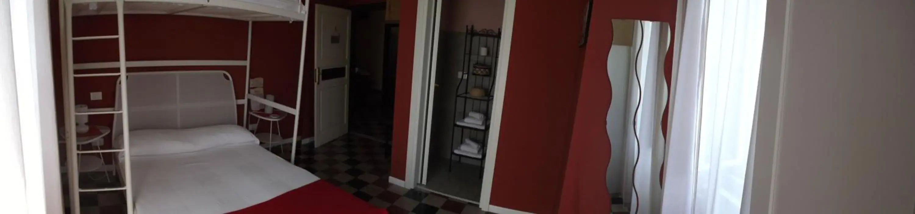 Classic Room in B&B Il Tempo Del Vento in front of the Castle Classic Room in B&B Il Tempo Del Vento in front of the Castle