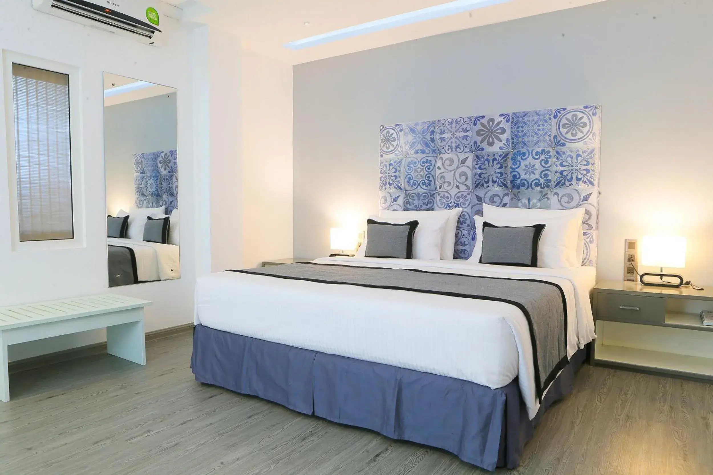 Deluxe Double Room in de MODA Boutique Hotel Galle Deluxe Double Room in de MODA Boutique Hotel Galle