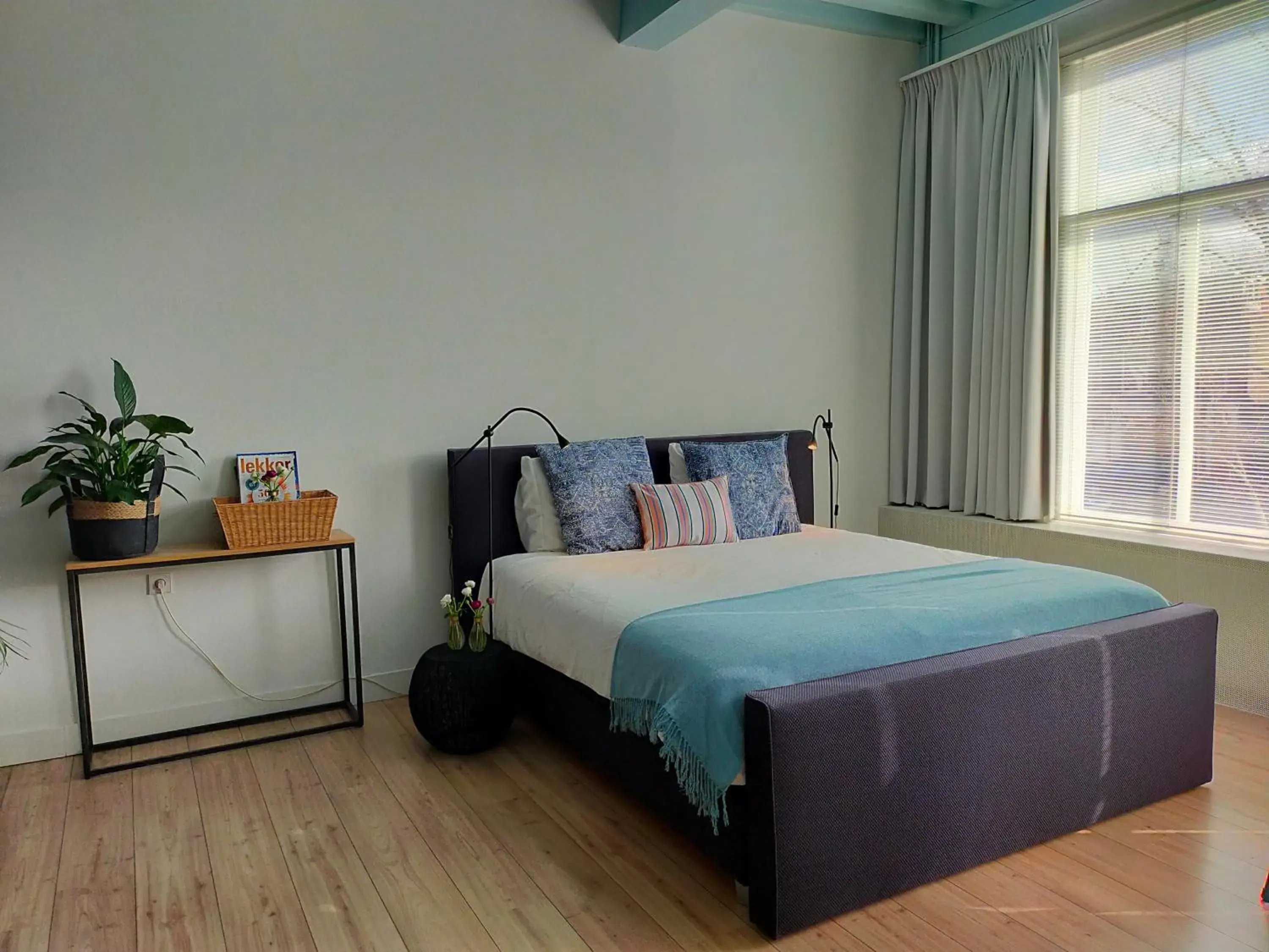 Luxury Triple Room in B&B Hart van Leiden Luxury Triple Room in B&B Hart van Leiden