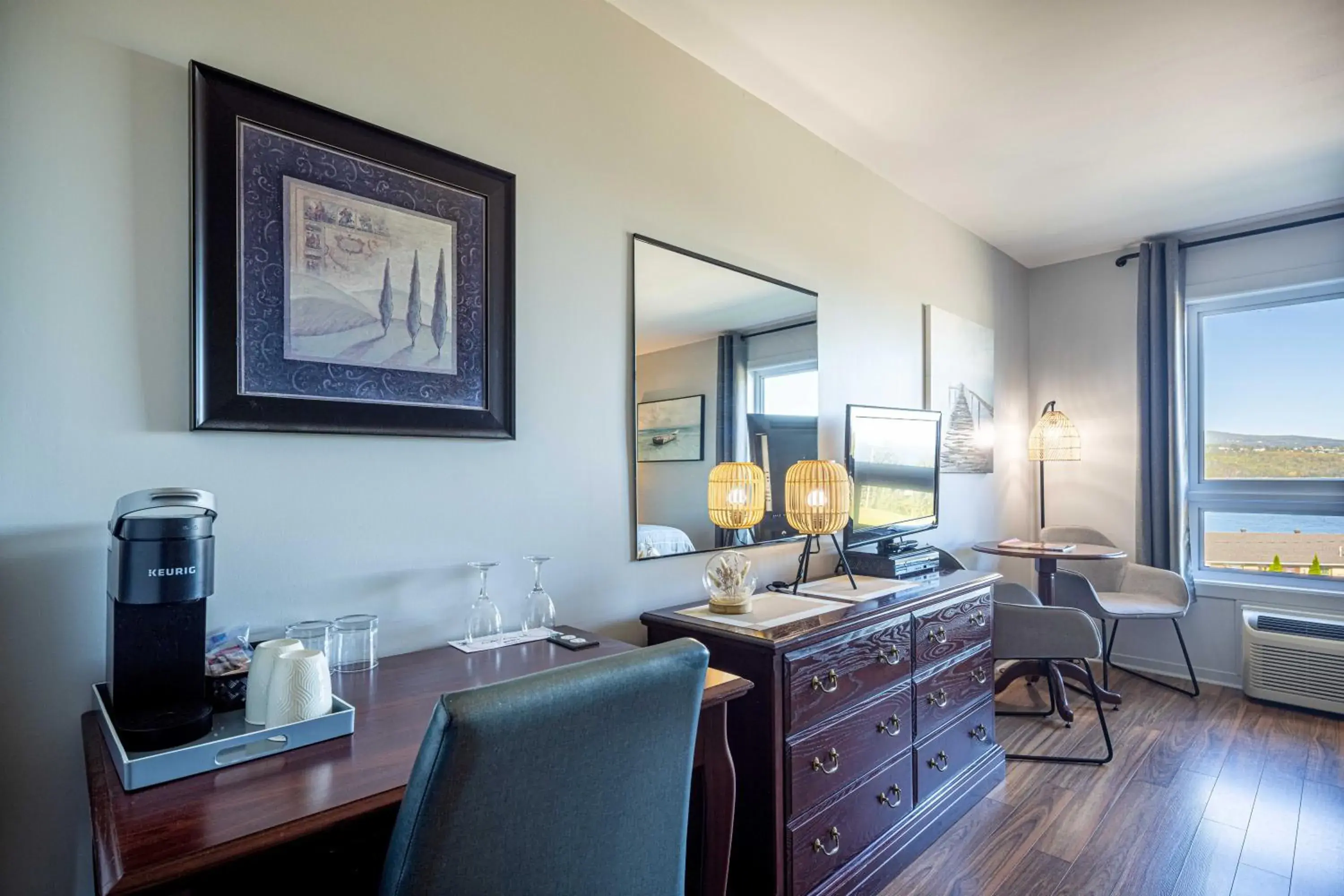 Queen Room in Motel le Point de Vue Queen Room in Motel le Point de Vue