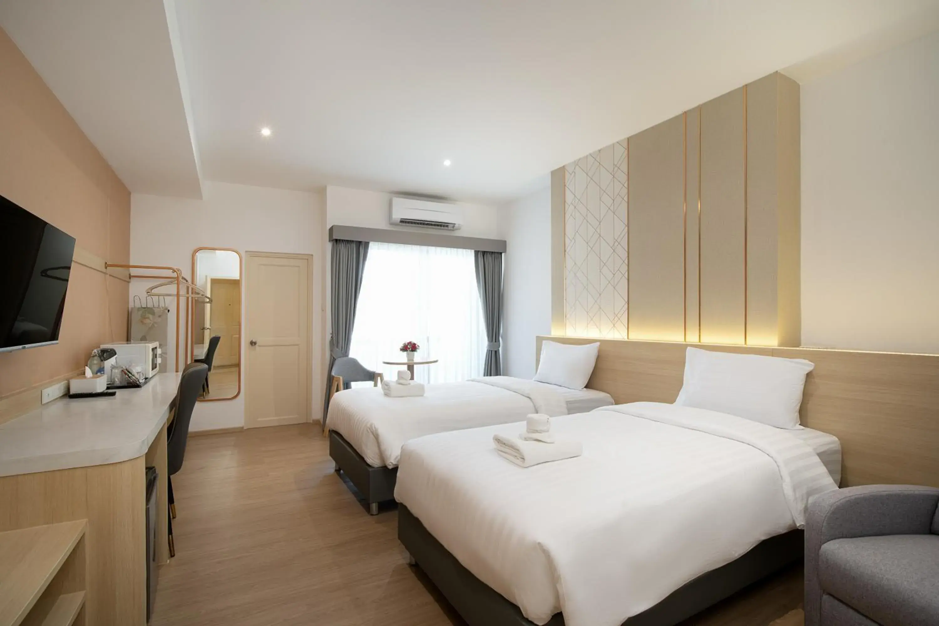 Deluxe Twin Room in Riski Residence Ngamwongwan Deluxe Twin Room in Riski Residence Ngamwongwan