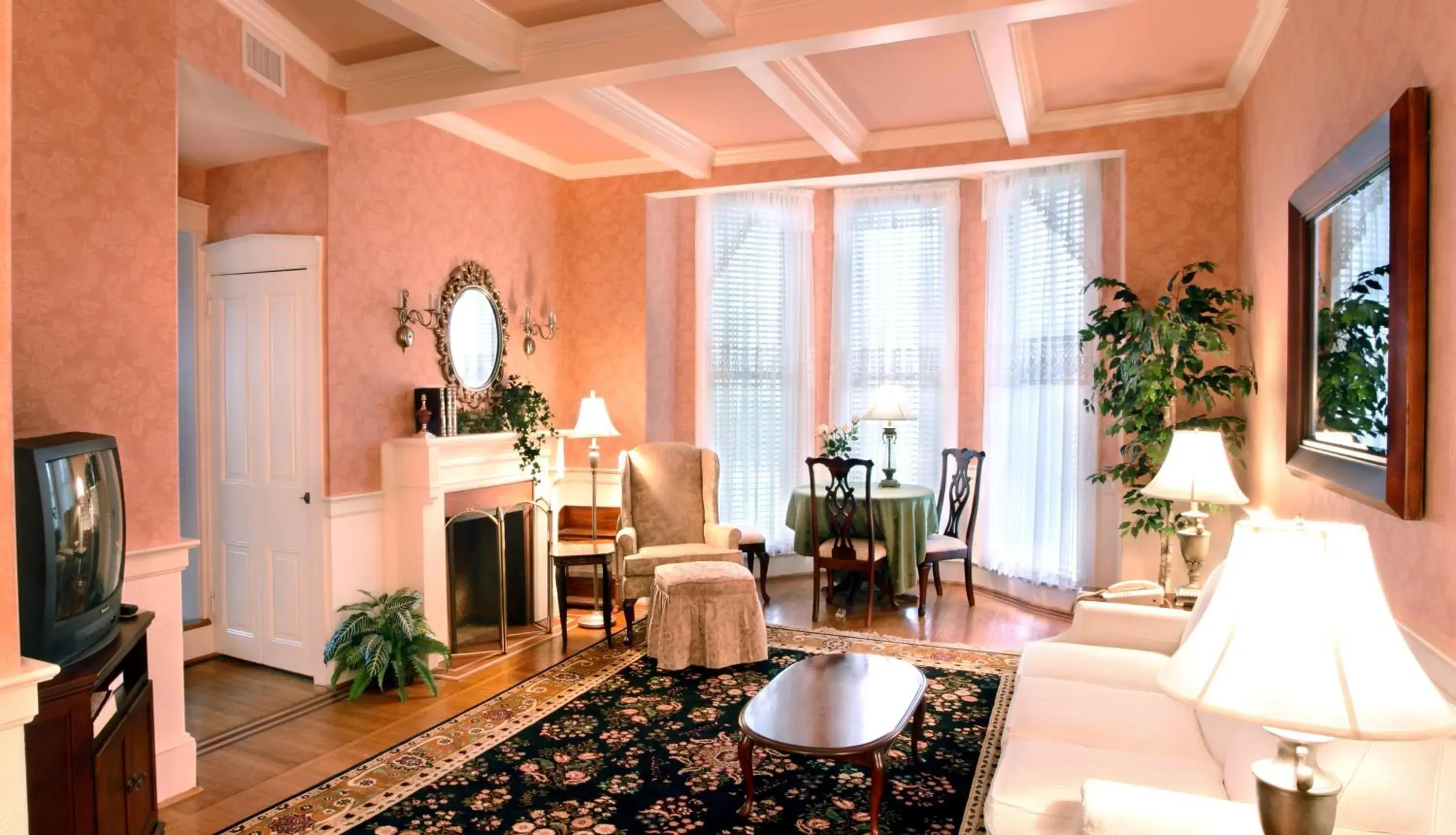 One Bedroom Suite - single occupancy in Bird-in-Hand Village Inn & Suites One Bedroom Suite - single occupancy in Bird-in-Hand Village Inn & Suites