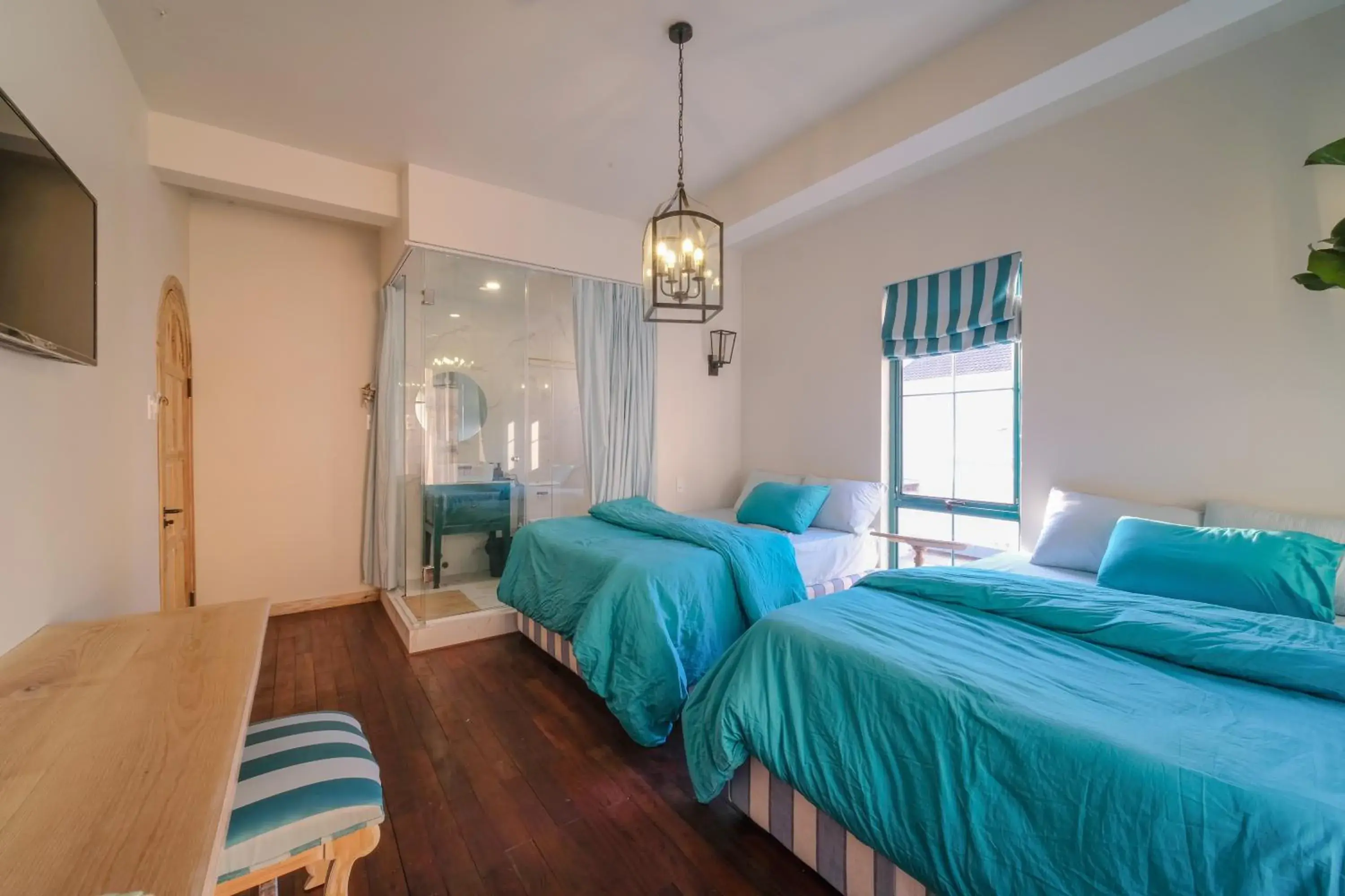 Quadruple Room with Private Bathroom in Lacasa May Quadruple Room with Private Bathroom in Lacasa May