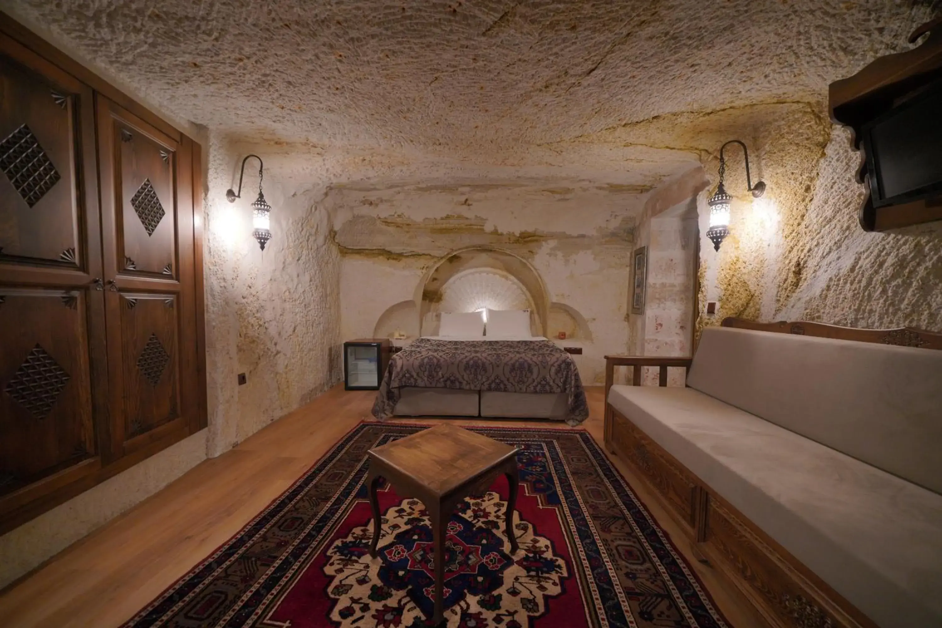 Deluxe Cave Room in Fairyland Cave Hotel Deluxe Cave Room in Fairyland Cave Hotel