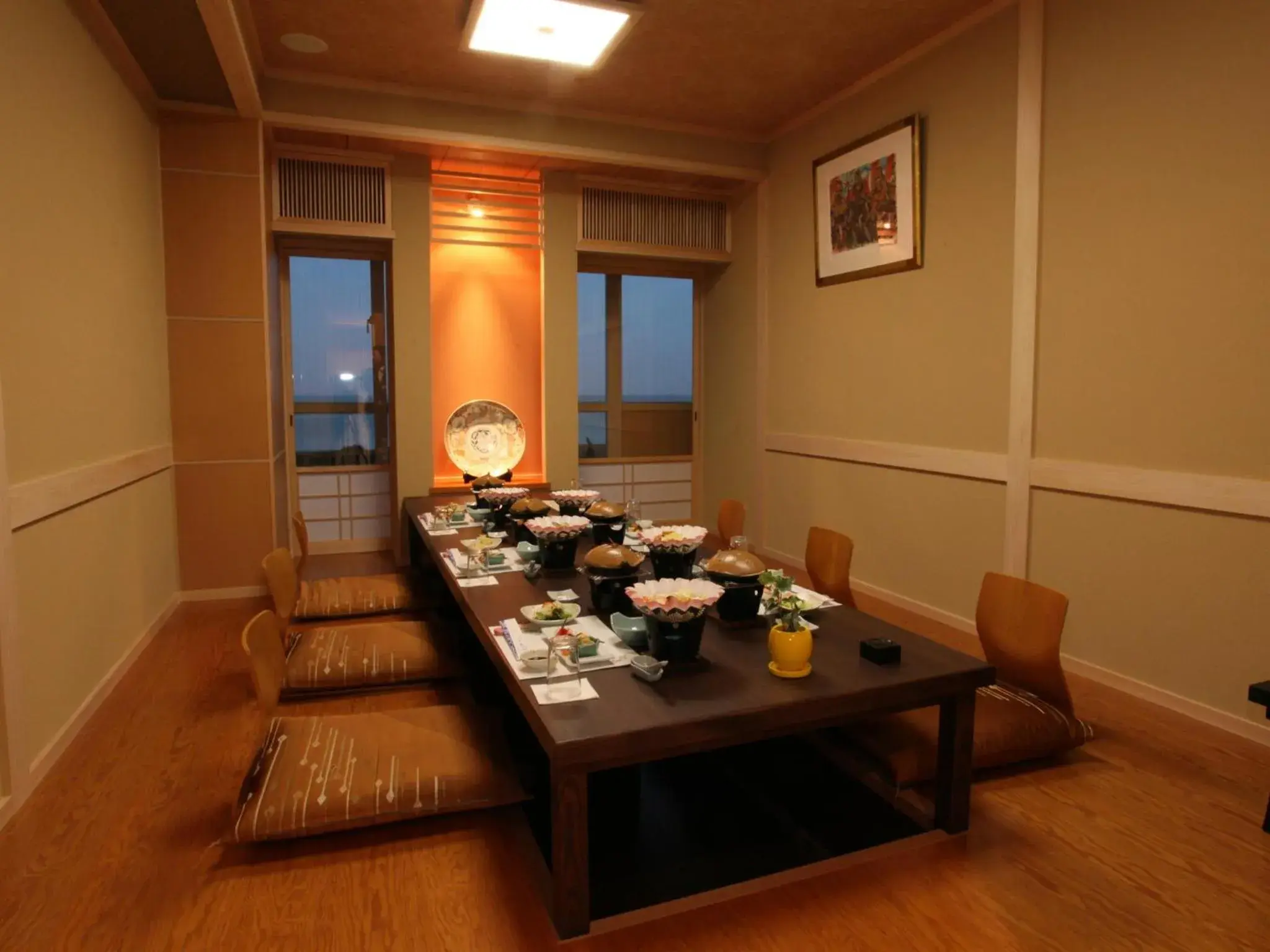Japanese-Style Room with Seafood Kaiseki Dinner and Breakfast (Served in Private Room) - Smoking in Kaigetsukan Japanese-Style Room with Seafood Kaiseki Dinner and Breakfast (Served in Private Room) - Smoking in Kaigetsukan