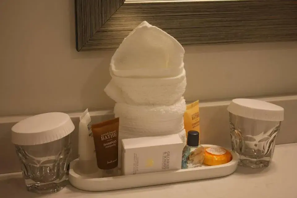 Double Room - Disability Access in Norwalk Inn & Conference Center Double Room - Disability Access in Norwalk Inn & Conference Center