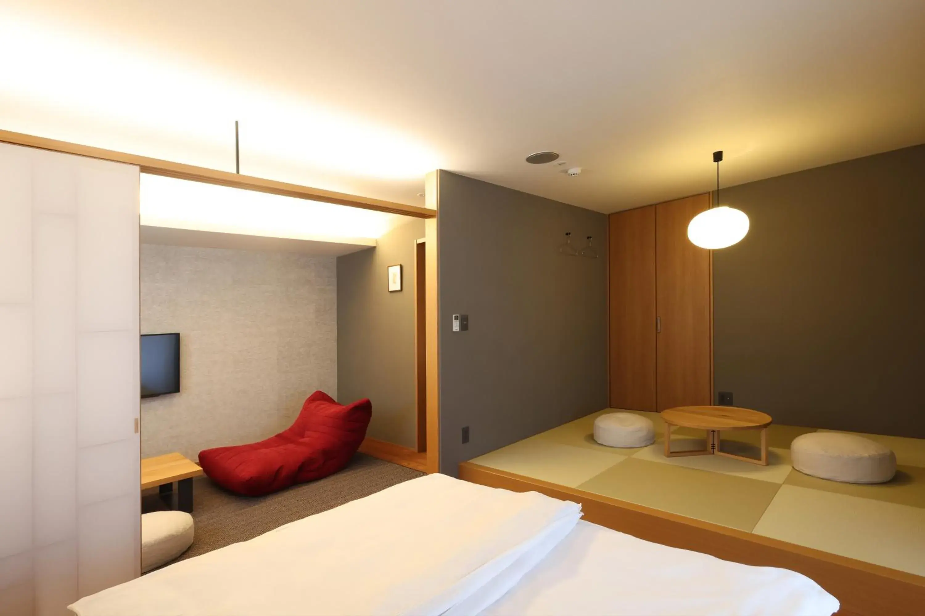 Double in Neon Hotel - Luxury Sleep Retreat - Double in Neon Hotel - Luxury Sleep Retreat -