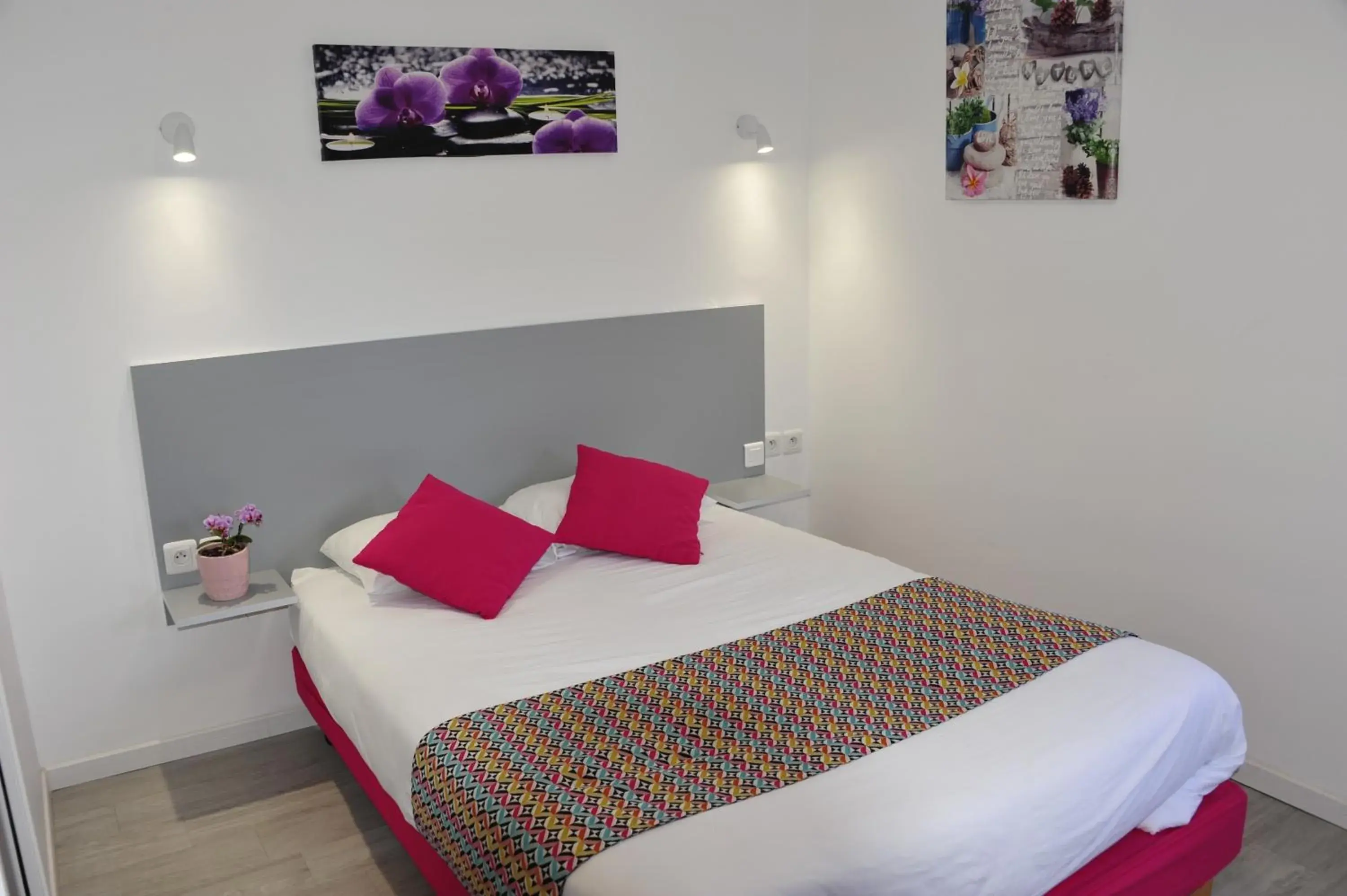 Standard Double Room first price in Hôtel de la baie de Paimpol Standard Double Room first price in Hôtel de la baie de Paimpol