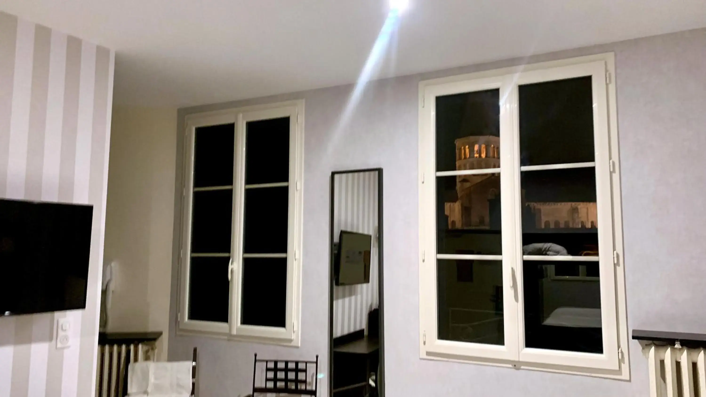 Superior Double Room in Hotel de la Basilique Superior Double Room in Hotel de la Basilique