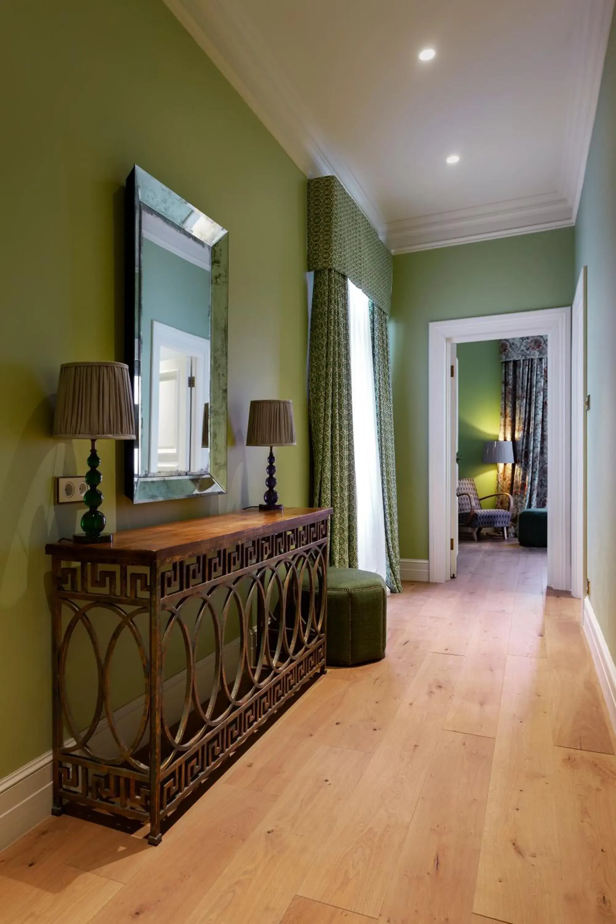 Superior King Suite in Vazisubani Estate Superior King Suite in Vazisubani Estate