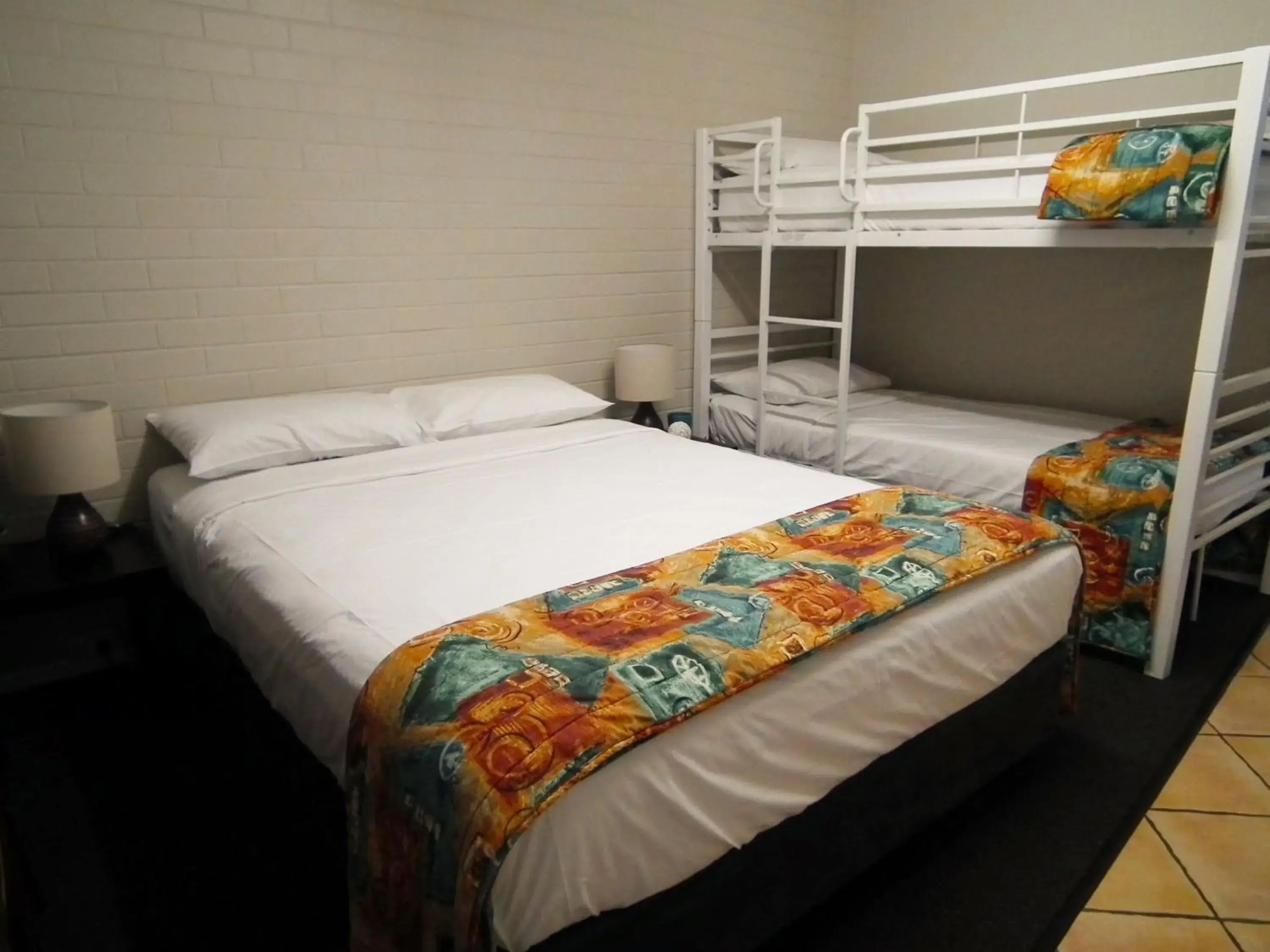 Standard Family Room in Paradise Motel Standard Family Room in Paradise Motel