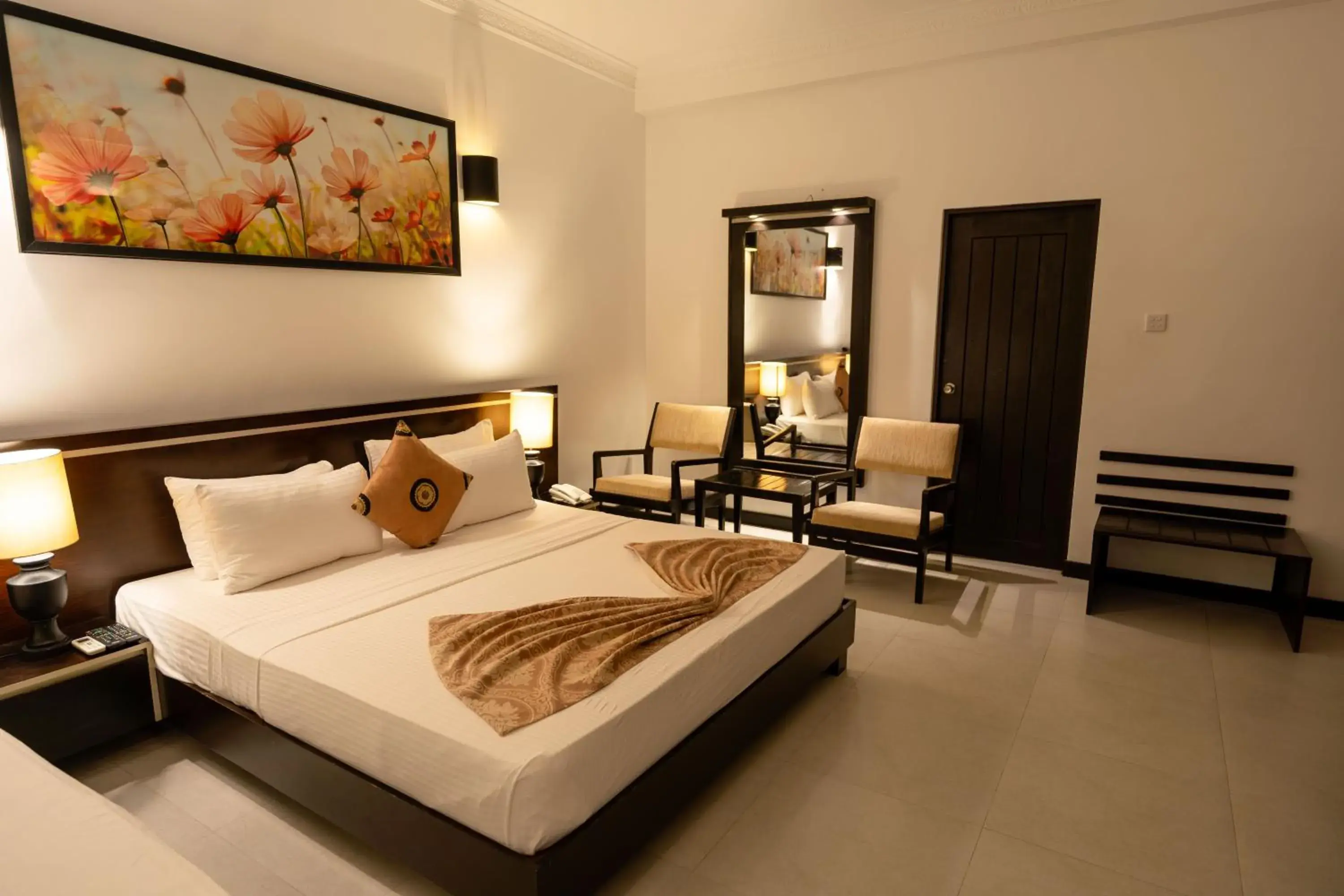 Deluxe Double or Twin Room with Garden View - single occupancy in Oak Ray Elephant Lake Deluxe Double or Twin Room with Garden View - single occupancy in Oak Ray Elephant Lake