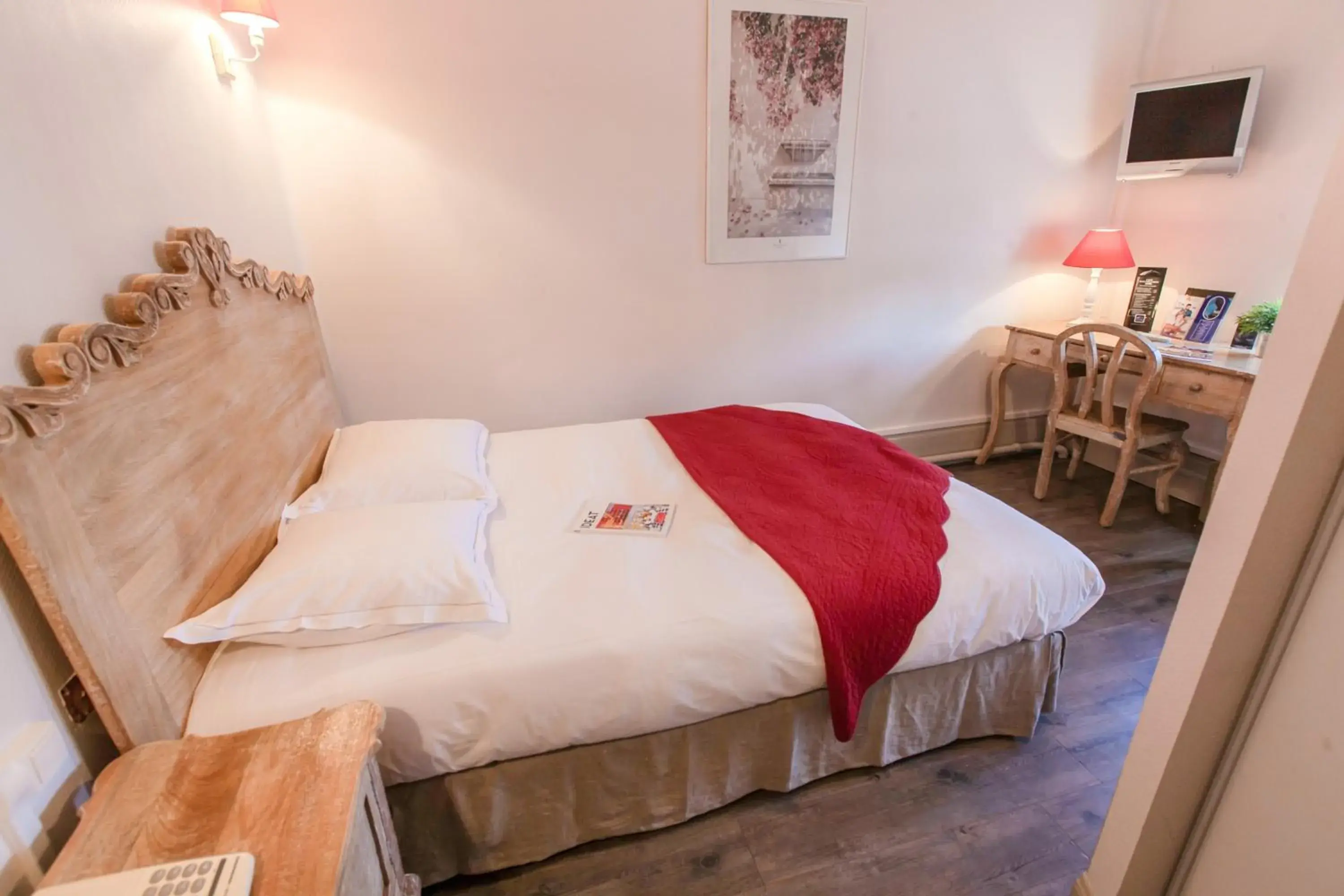 Double Room in Brit Hotel Bristol Montbéliard Centre Double Room in Brit Hotel Bristol Montbéliard Centre